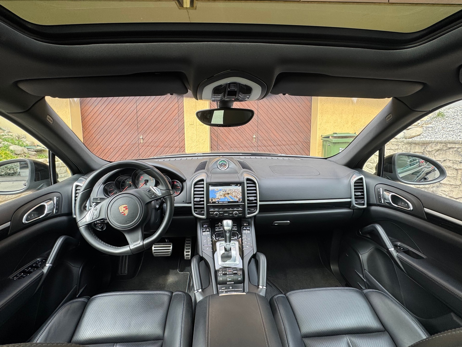 PORSCHE Cayenne S Diesel-image-3