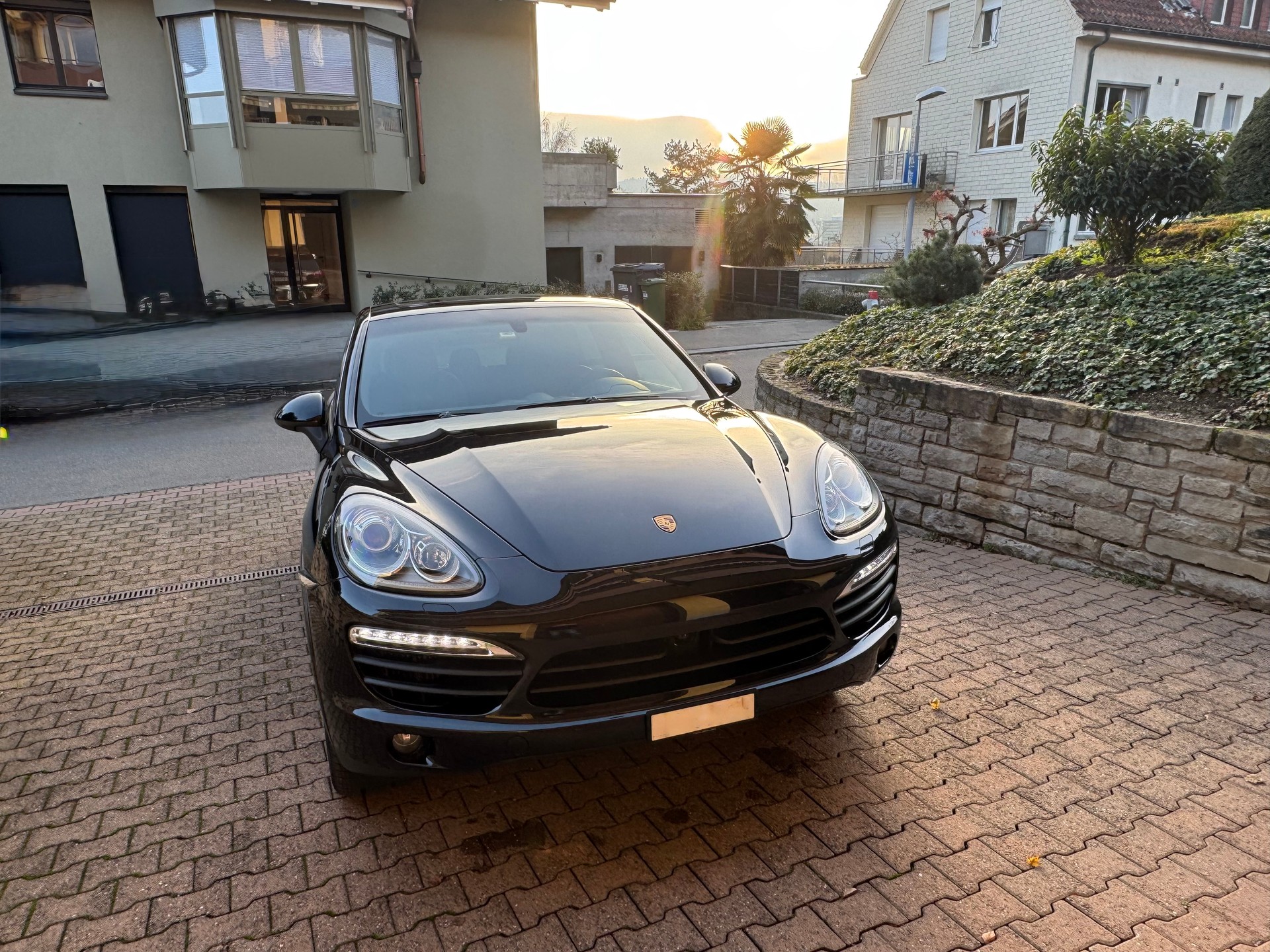 PORSCHE Cayenne S Diesel-image-2