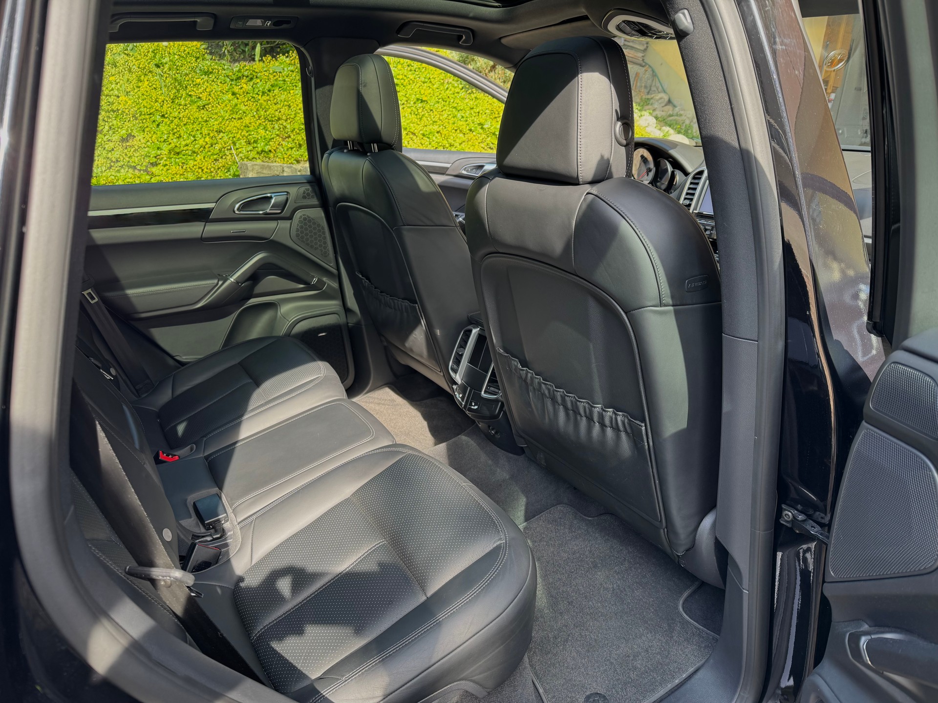 PORSCHE Cayenne S Diesel-image-8