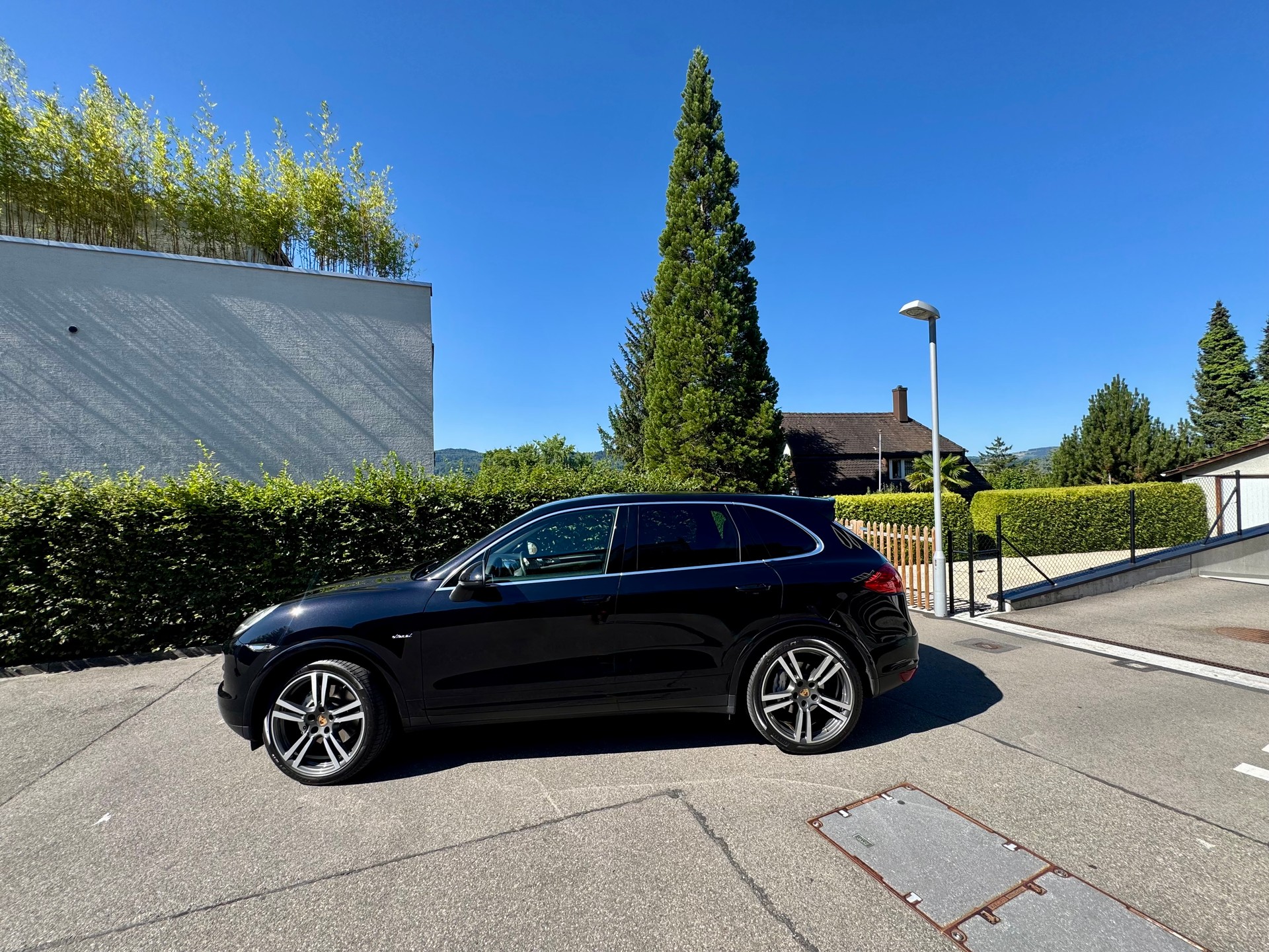 PORSCHE Cayenne S Diesel-image-2