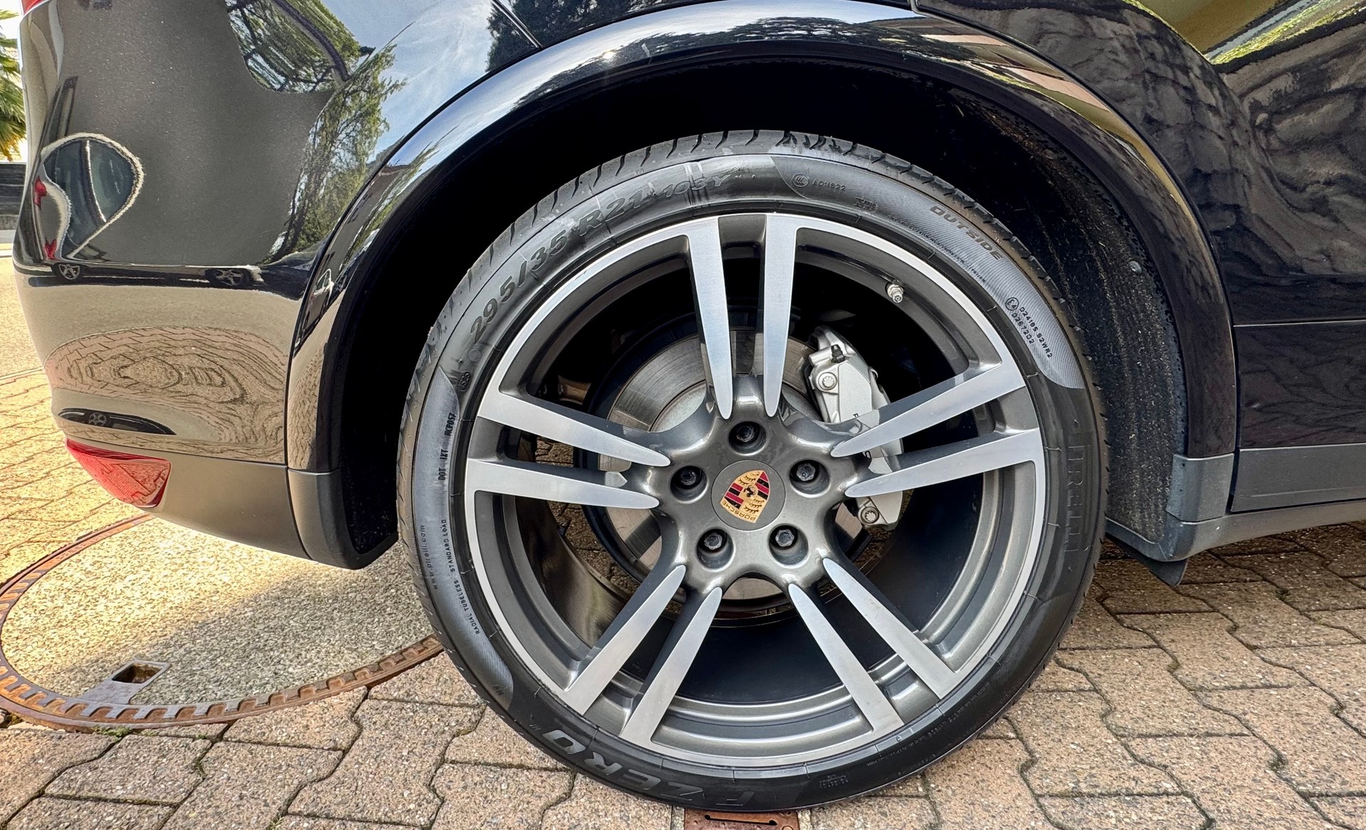 PORSCHE Cayenne S Diesel-image-11