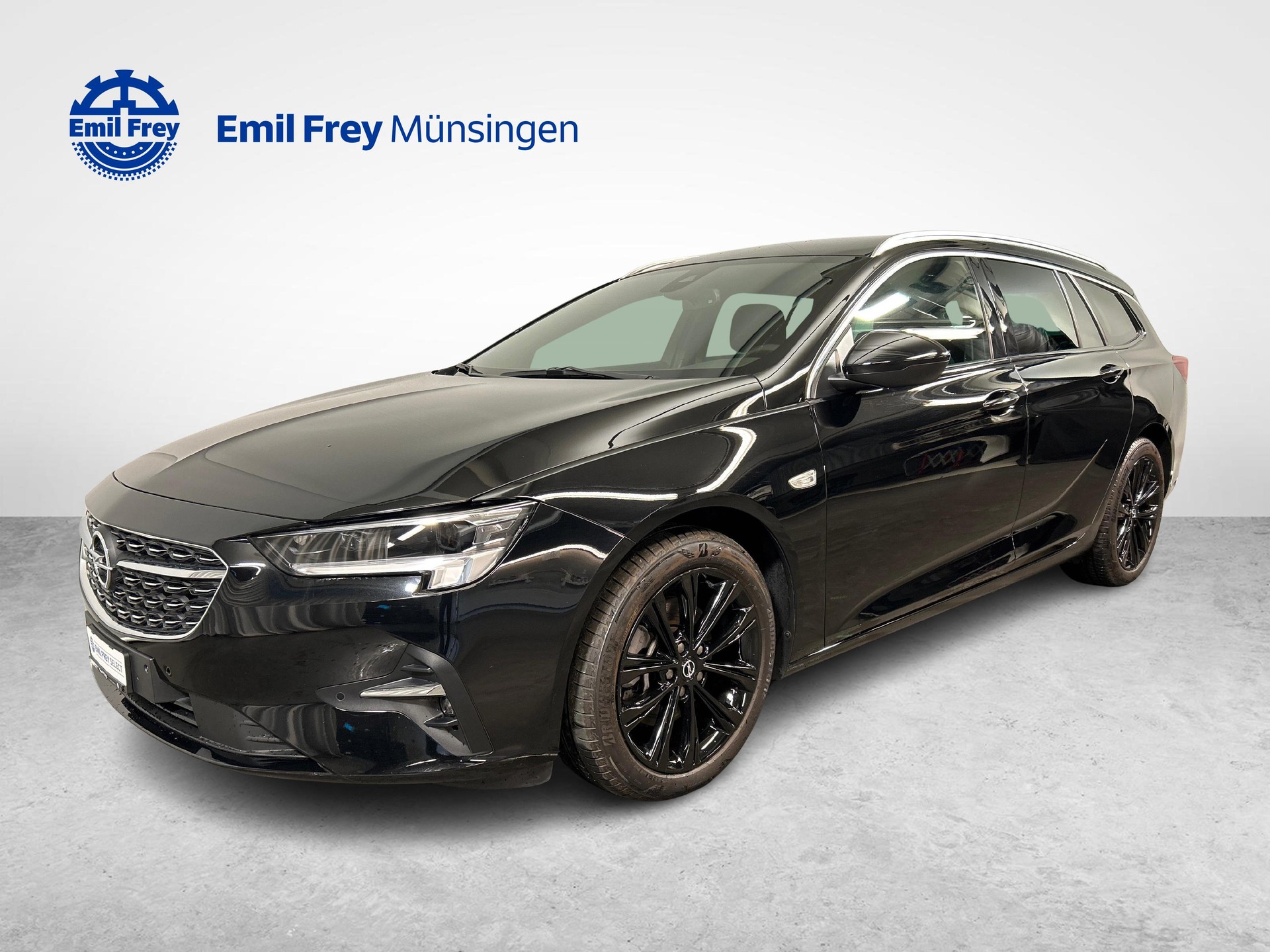 OPEL Insignia Sports Tourer 2.0 T Business-showroom-element-1