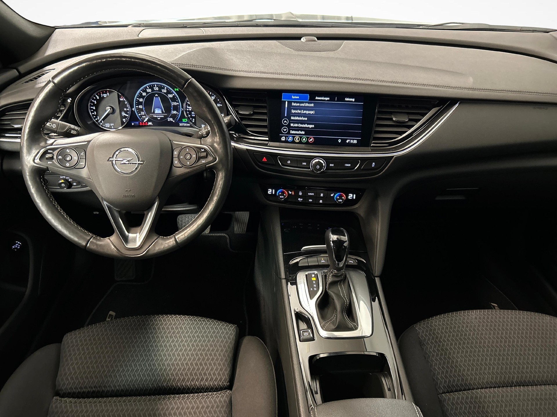 OPEL Insignia Sports Tourer 2.0 T Business-image-6