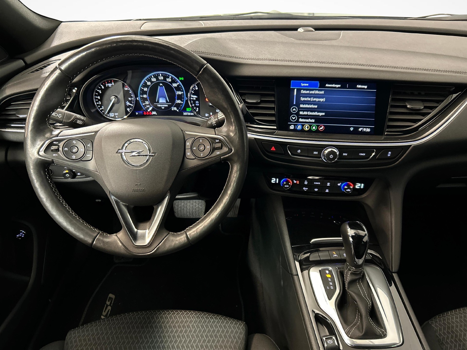 OPEL Insignia Sports Tourer 2.0 T Business-image-5