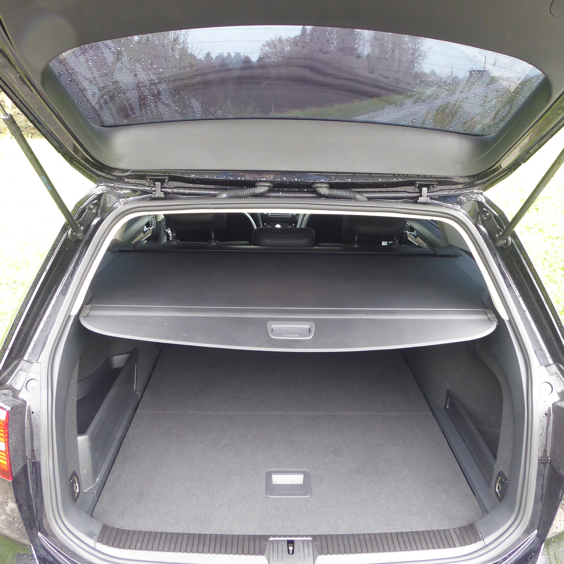 VW Passat Variant 2.0 TDI BMT High. DSG 4Motion-image-7