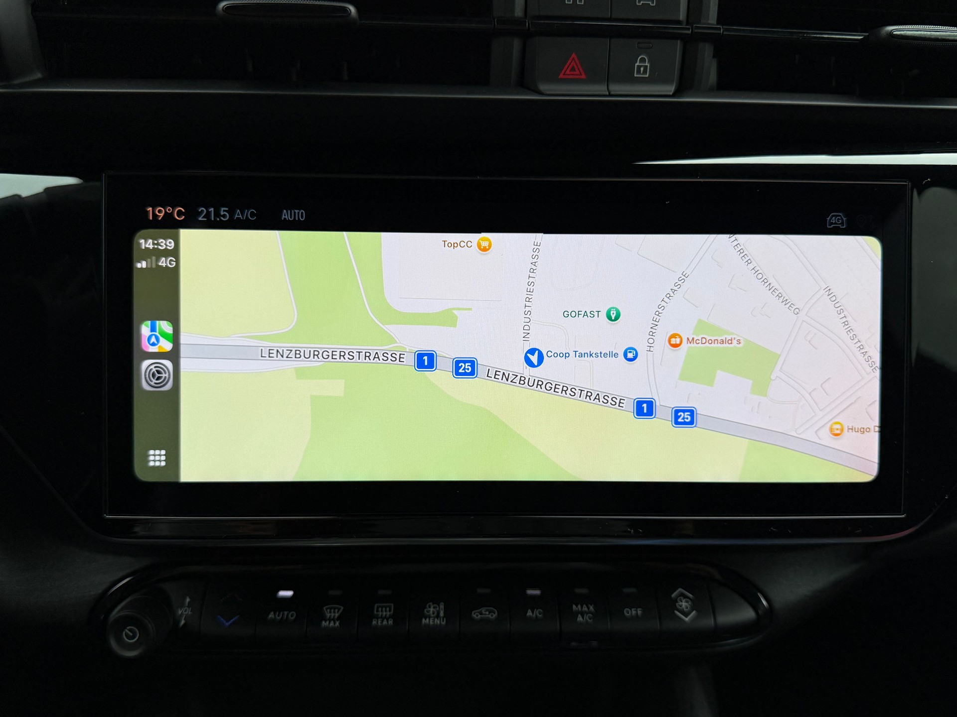 ALFA ROMEO Junior 1.2 48V Hybrid Speciale Tech-image-9