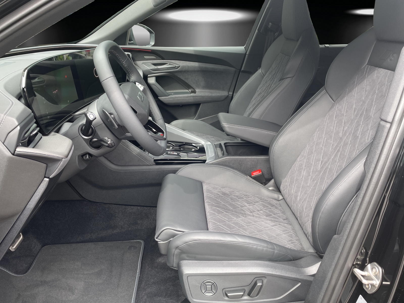 AUDI SQ5 TFSI quattro S-tronic-image-9