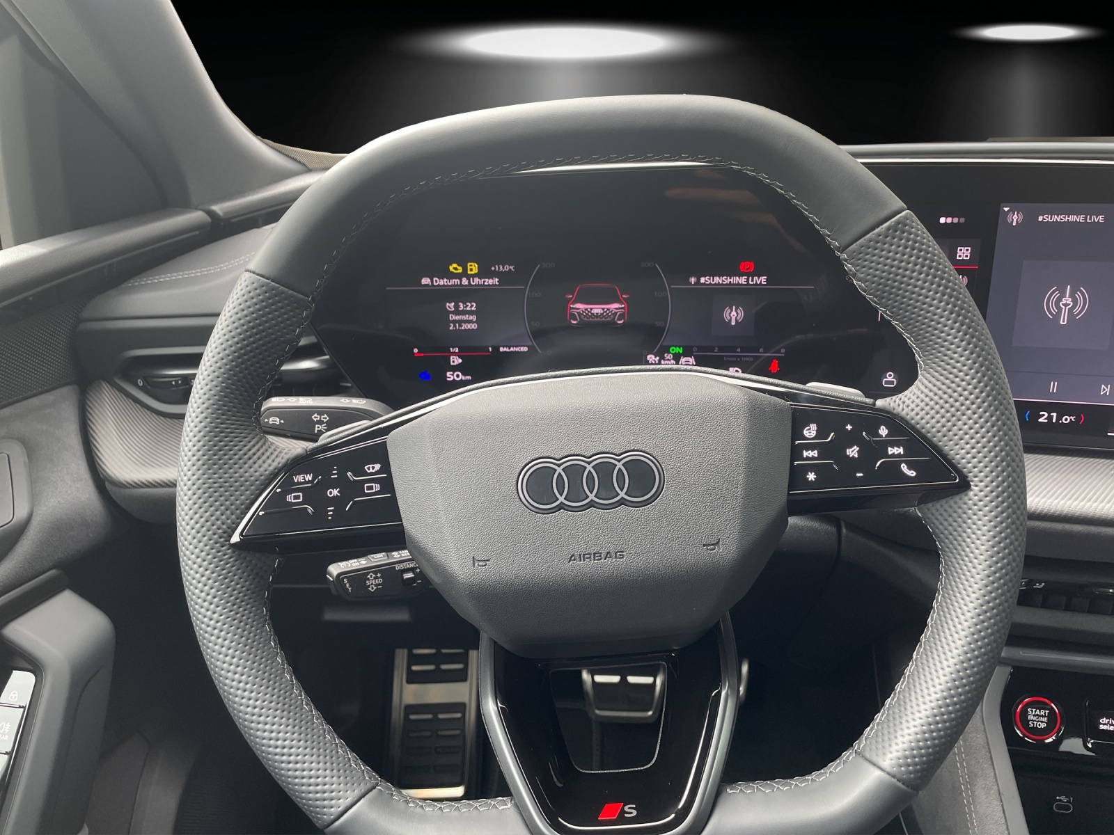 AUDI SQ5 TFSI quattro S-tronic-image-12