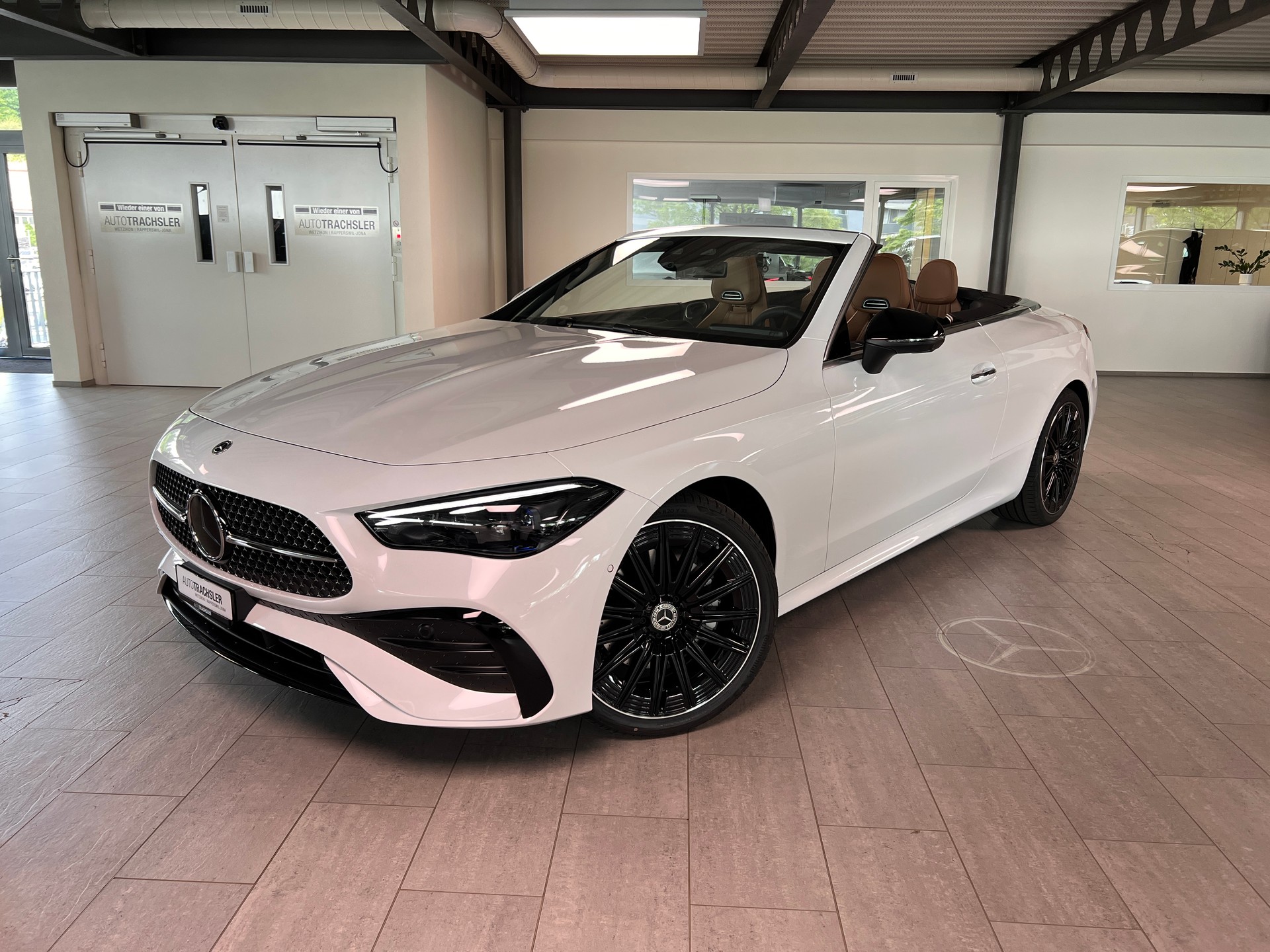 MERCEDES-BENZ CLE 300 Cabrio 4Matic 9G-Tronic-image-1