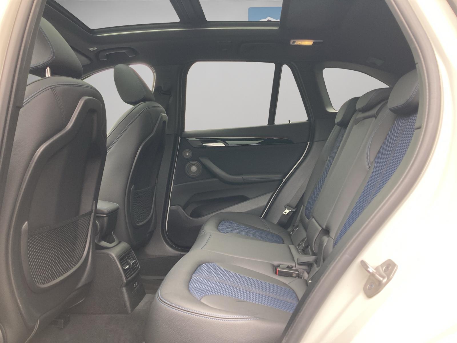 BMW X1 20d xDrive SAG-image-9