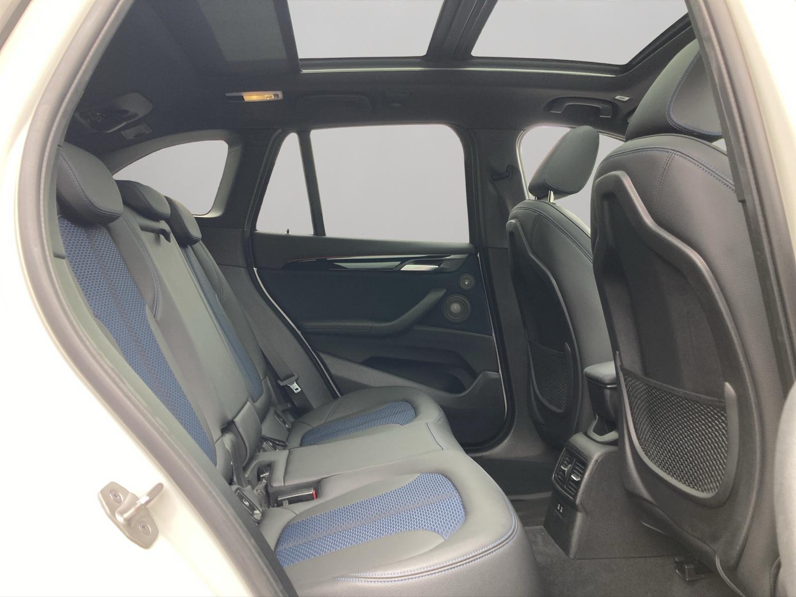 BMW X1 20d xDrive SAG-image-11