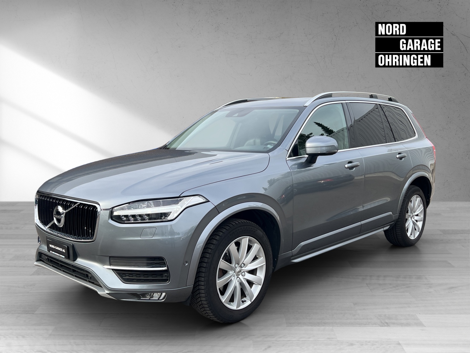VOLVO XC90 D5 AWD Momentum