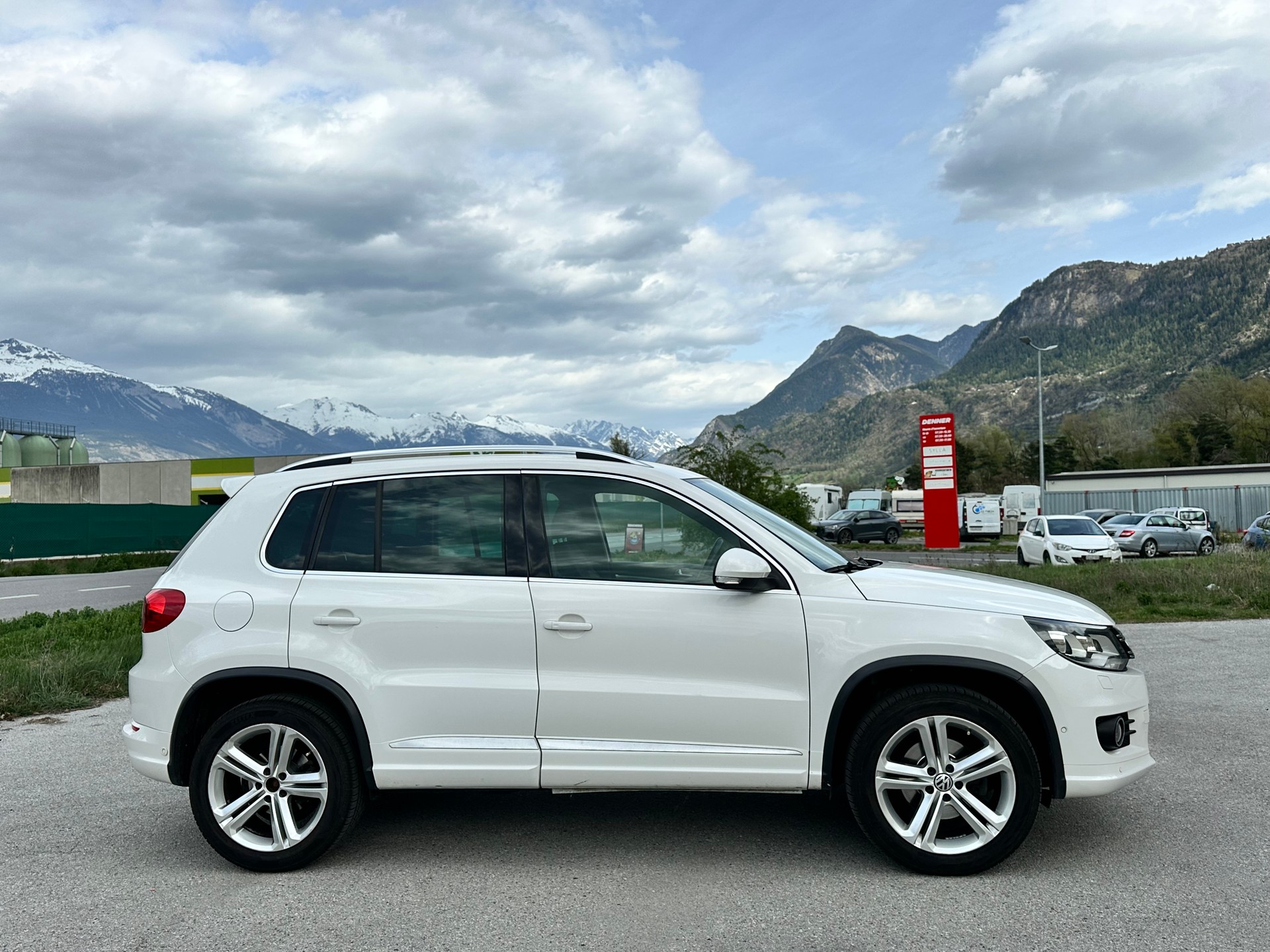 VW Tiguan 2.0 TSI Sport&Style 4Motion DSG-image-5