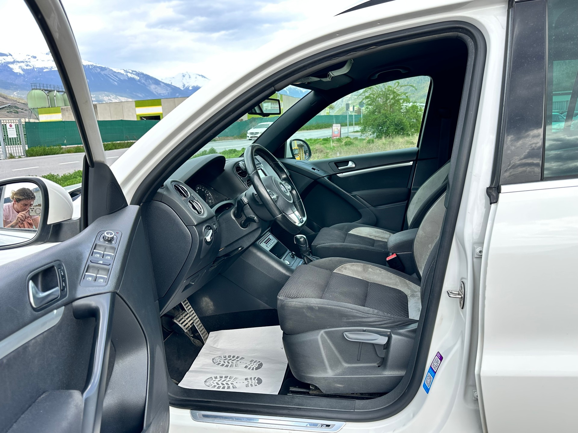 VW Tiguan 2.0 TSI Sport&Style 4Motion DSG-image-8