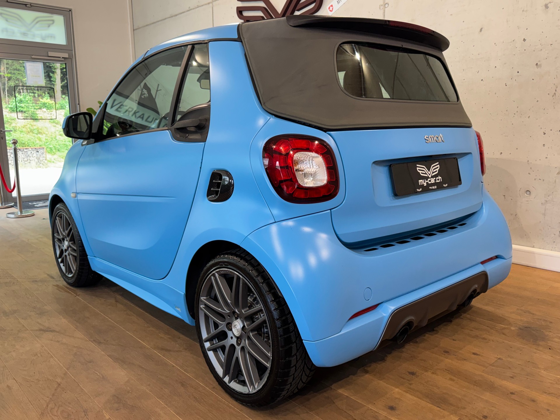 SMART fortwo Cabrio *BRABUS Edition Tailor Made* twinmatic || CH-FZG || LIMITIERT AUF 200 STK WELTWEIT-image-9