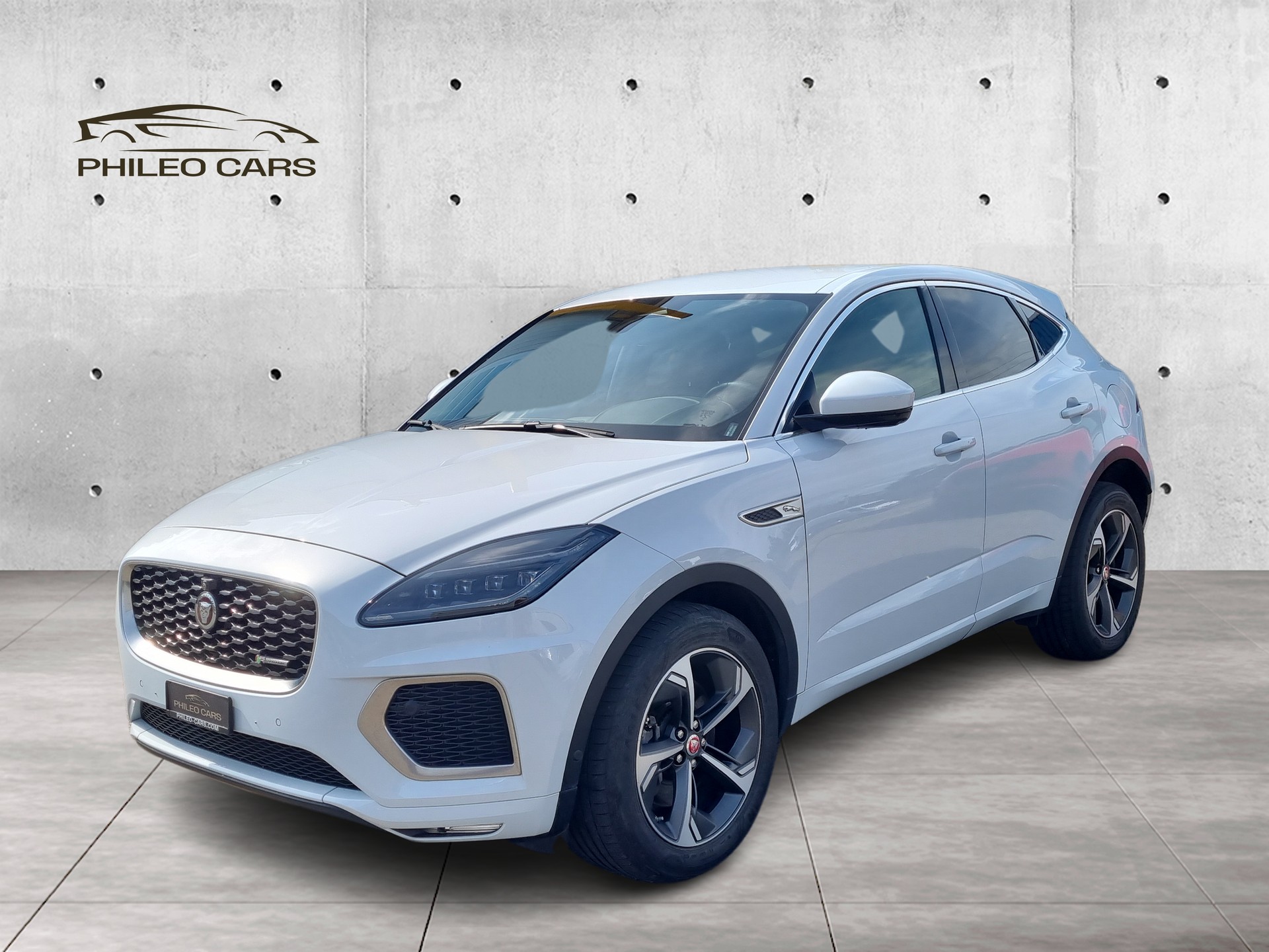 JAGUAR E-Pace 1.5 P300e R-Dynamic AWD SE-image-0