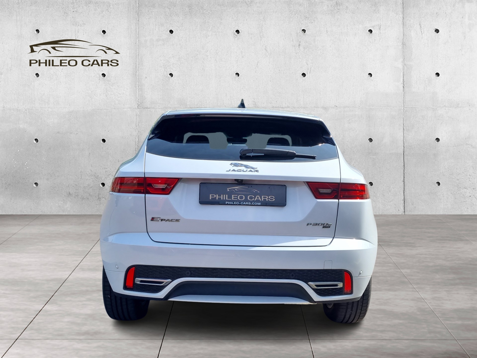 JAGUAR E-Pace 1.5 P300e R-Dynamic AWD SE-image-7