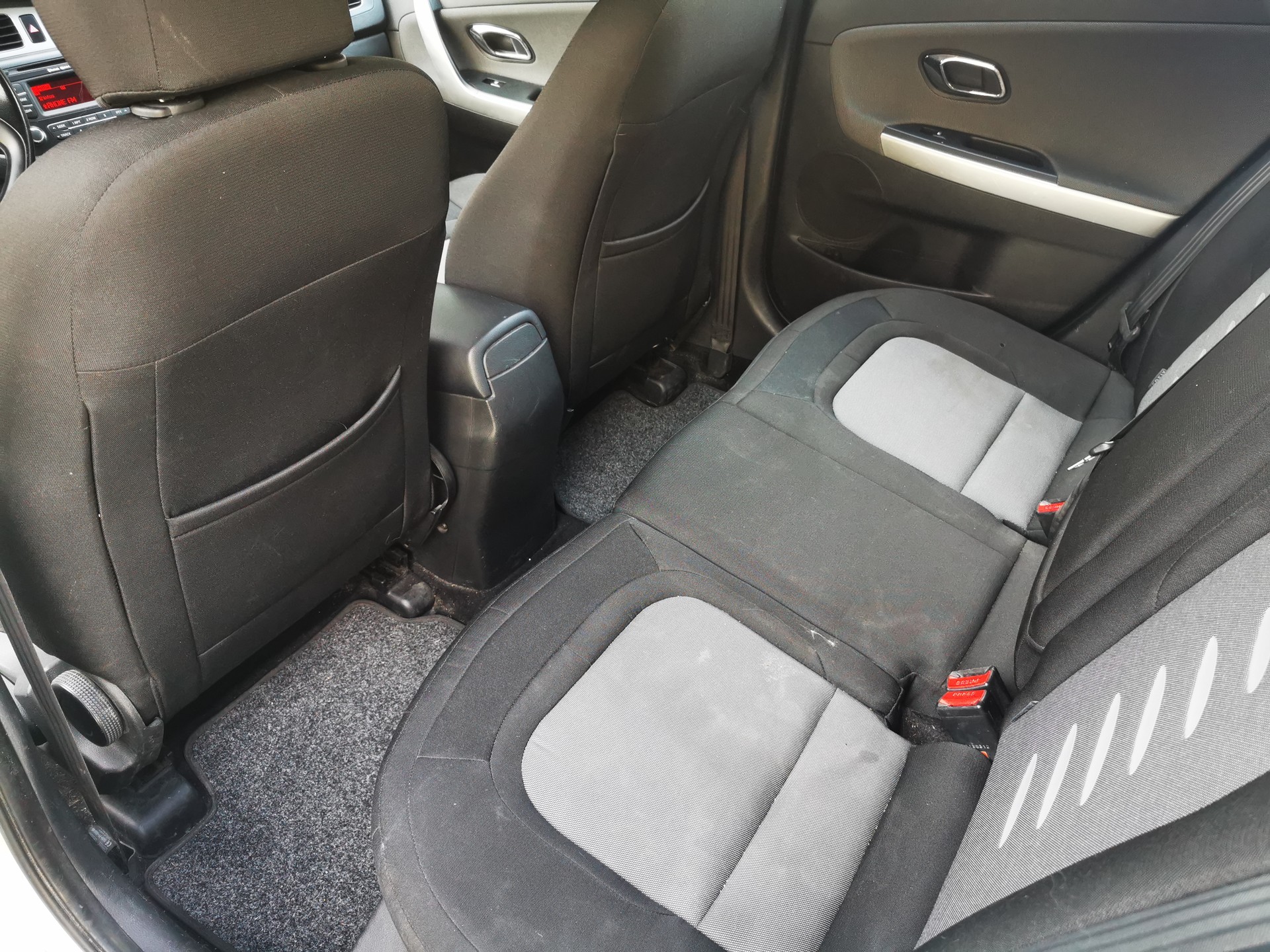 KIA Cee'd 1.6 GDi Classic-image-8