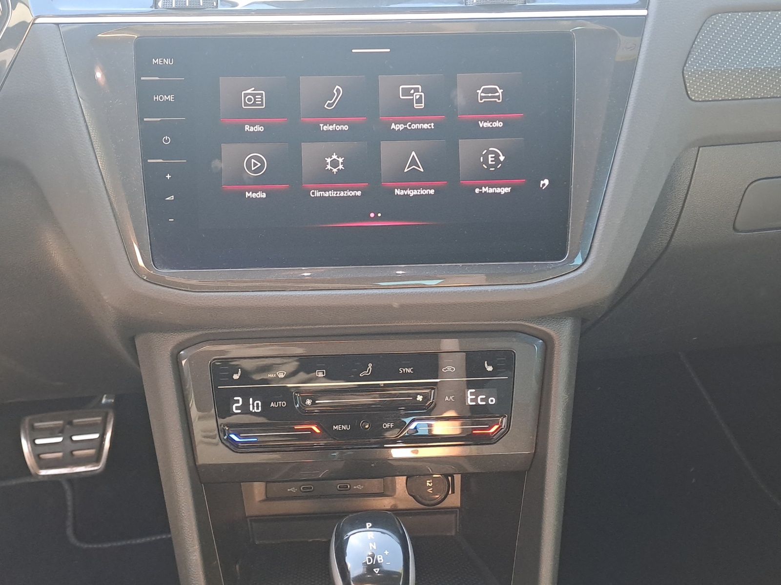 VW Tiguan 1.4TSI PHEV R-Line DSG-image-10