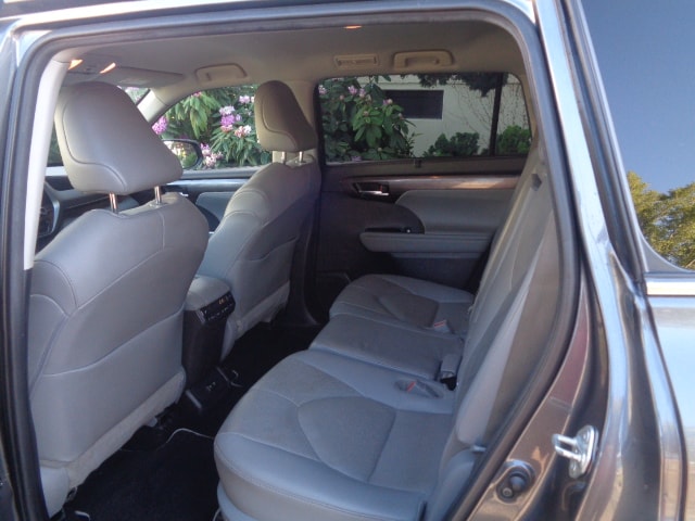 TOYOTA Highlander 2.5 HSD Premium e-CVT-image-5