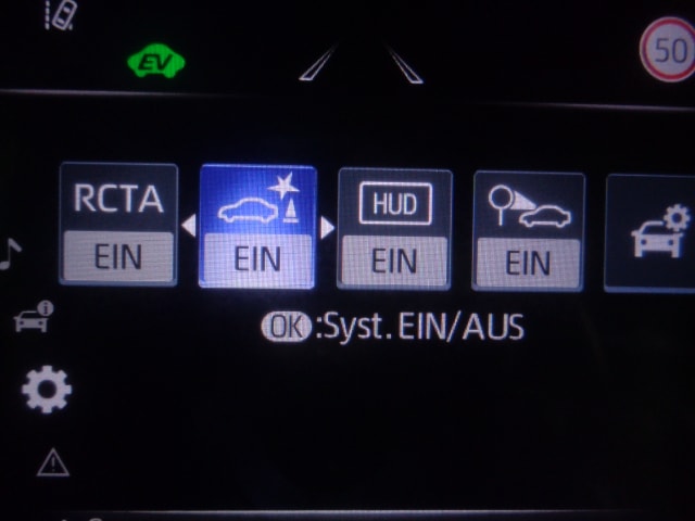 TOYOTA Highlander 2.5 HSD Premium e-CVT-image-9