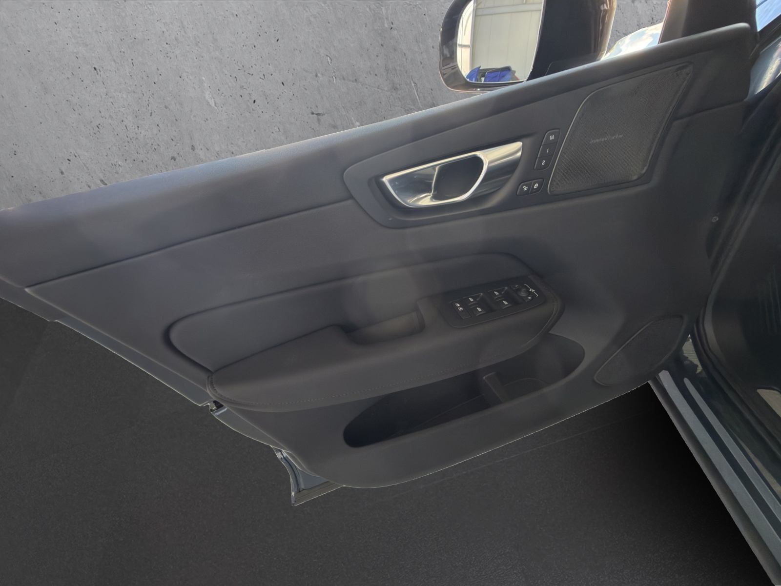 Image VOLVO XC60 XC60 T6 eAWD PluginHybrid Black Edition Geartronic