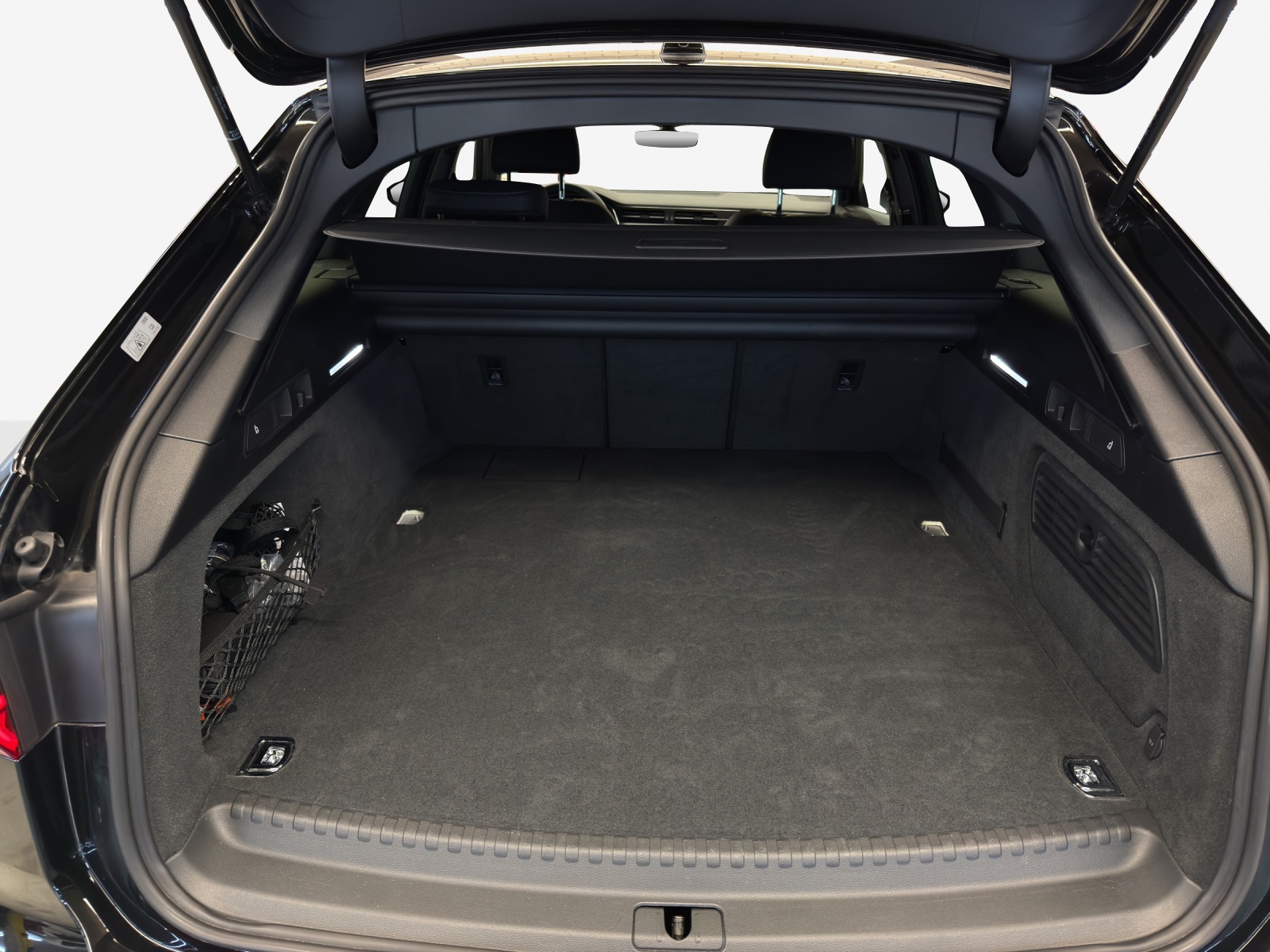 AUDI A6 Avant 50 TFSIe S line quattro S-tronic-image-12