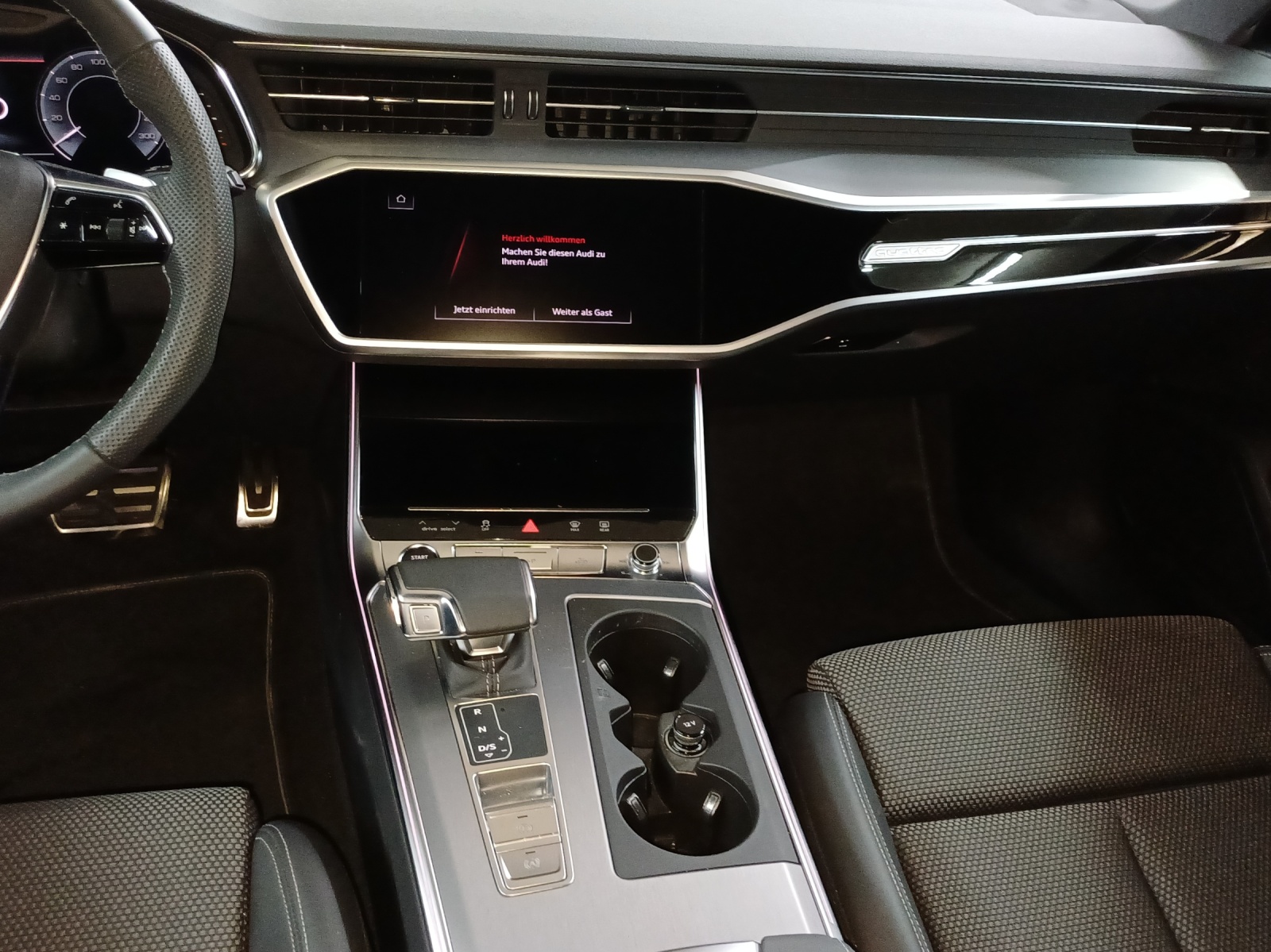 AUDI A6 Avant 50 TFSIe S line quattro S-tronic-image-10