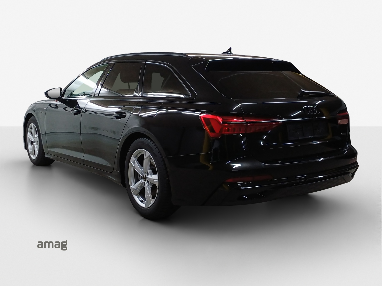 AUDI A6 Avant 50 TFSIe S line quattro S-tronic-image-2