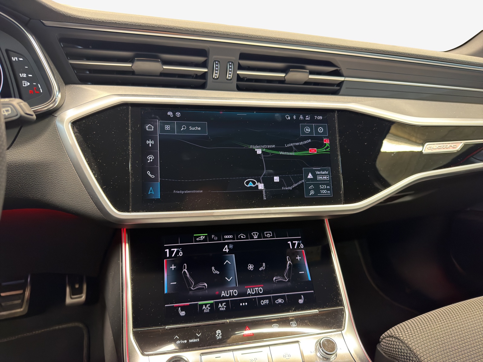 AUDI A6 Avant 50 TFSIe S line quattro S-tronic-image-10