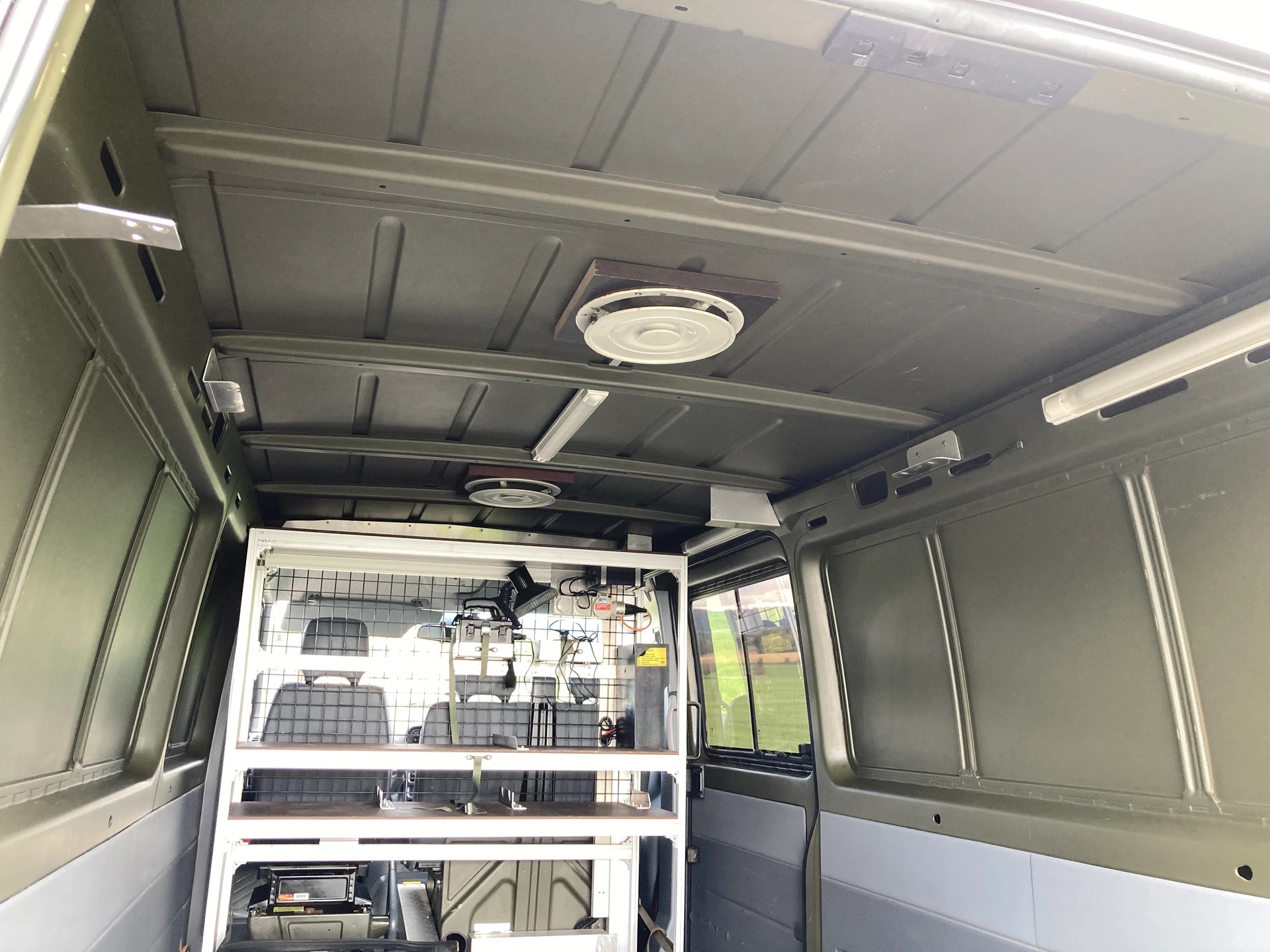 MERCEDES-BENZ Sprinter 313 CDI 4x4 mit Geländeuntersetzung und Standheizung-image-7