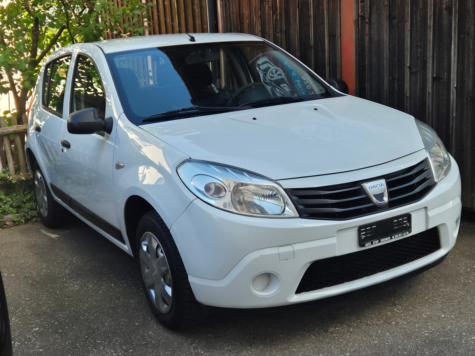 DACIA Sandero 1.2-image-1