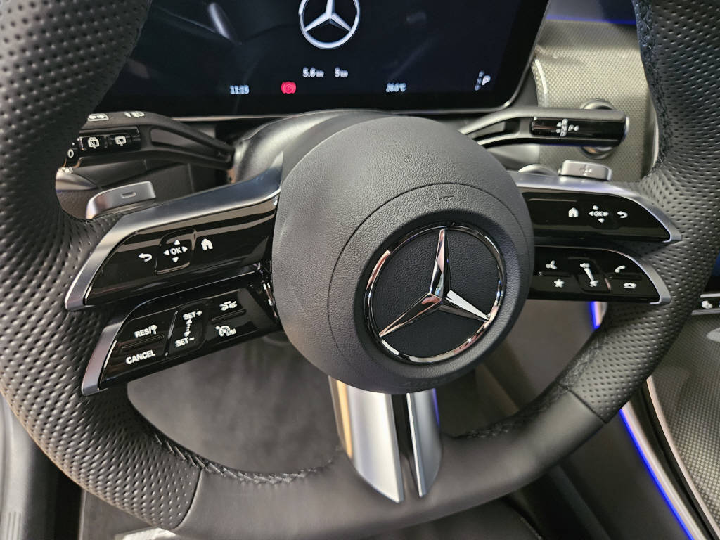 MERCEDES-BENZ GLC 300 de 4Matic AMG Line EQ Star-image-8