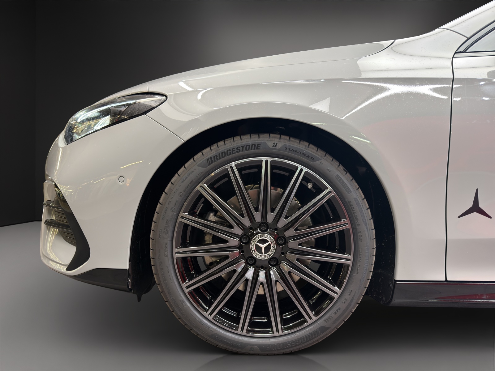 MERCEDES-BENZ CLA 220 4MATIC Shooting Brake-image-5