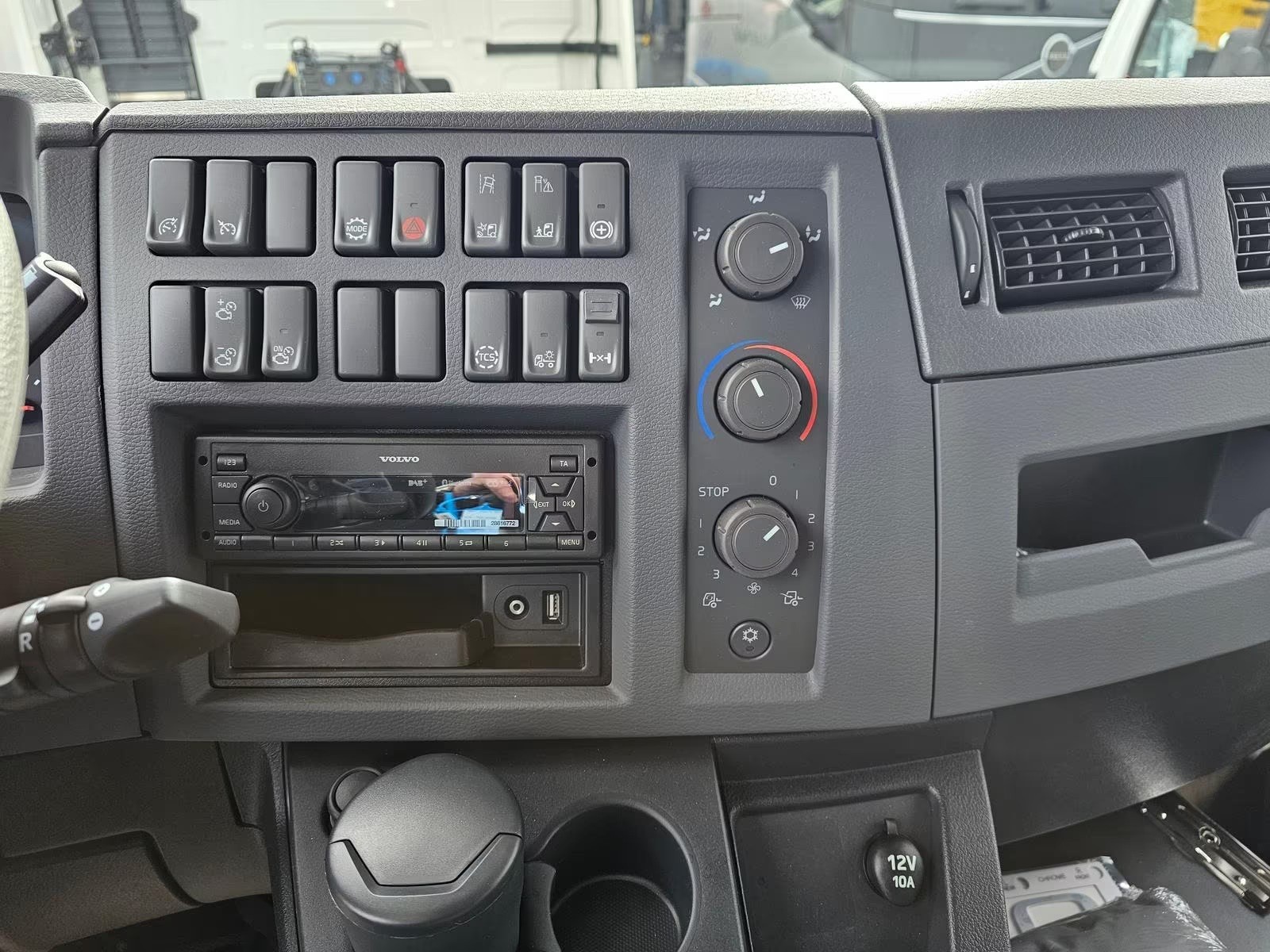 VOLVO FL 240 4x2 Kühlkoffer*Thermoking, LBW-image-6