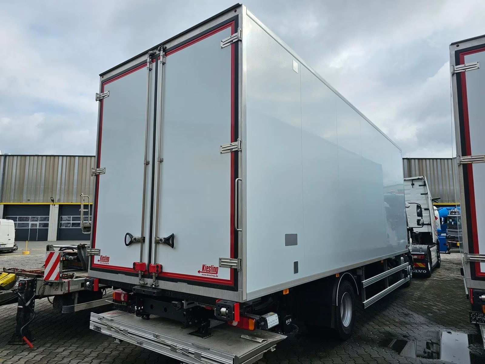 VOLVO FL 240 4x2 Kühlkoffer*Thermoking, LBW-image-2