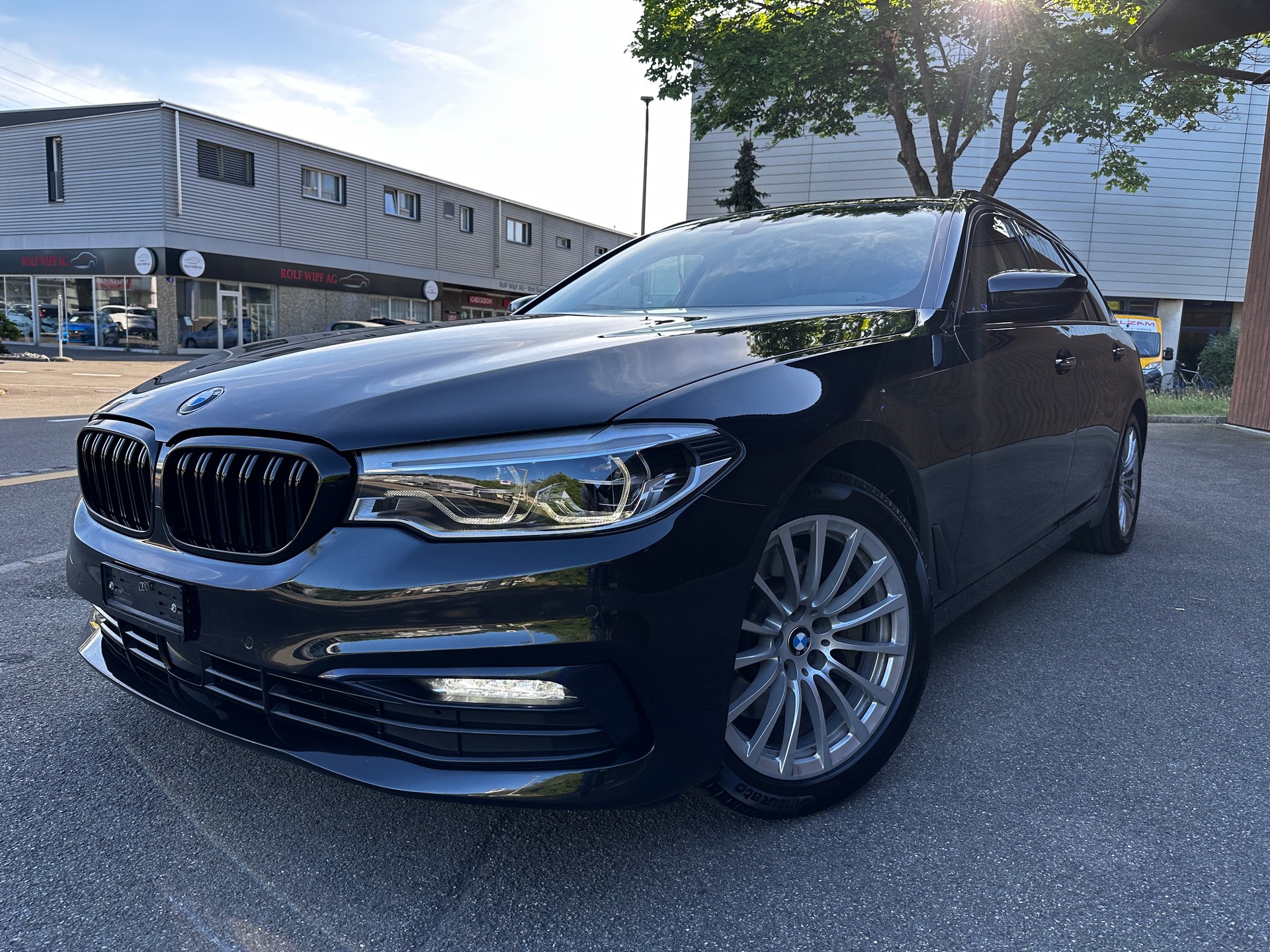 BMW 530d xDrive-image-0