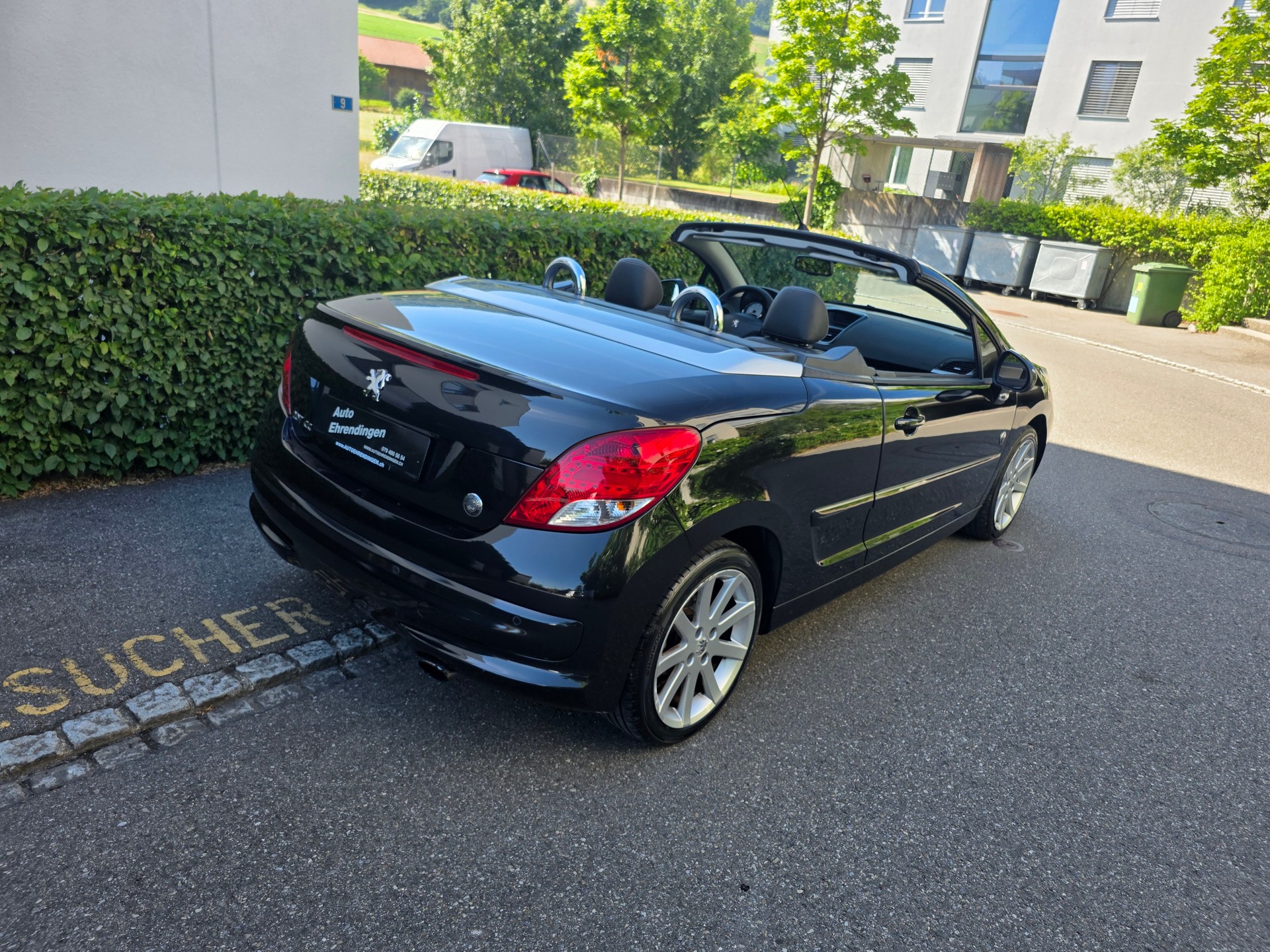 PEUGEOT 207 CC 1.6 16V Turbo Roland Garros-image-4