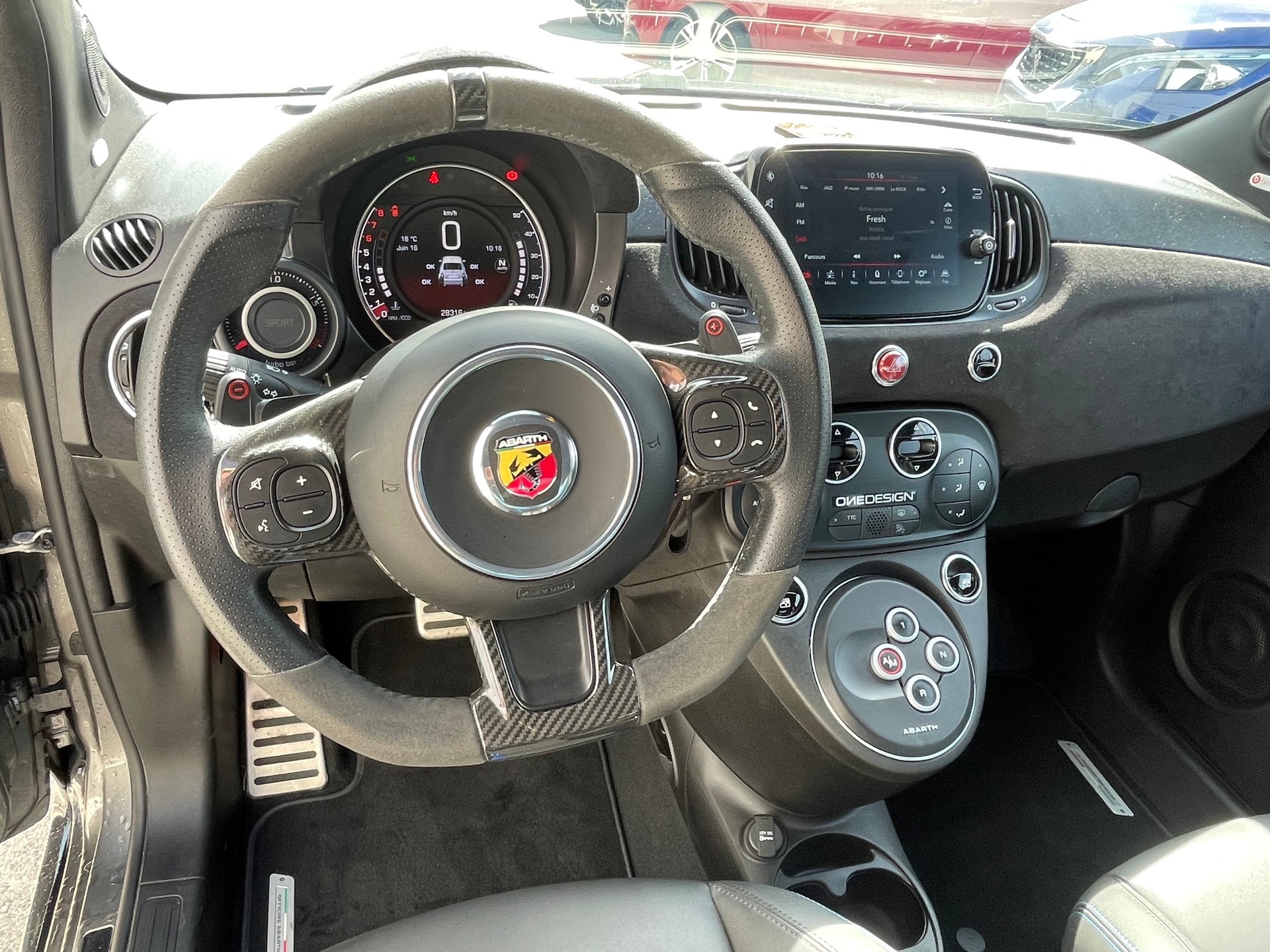 FIAT 695 1.4 16V Turbo Abarth 695 Competizione Dualogic-image-5