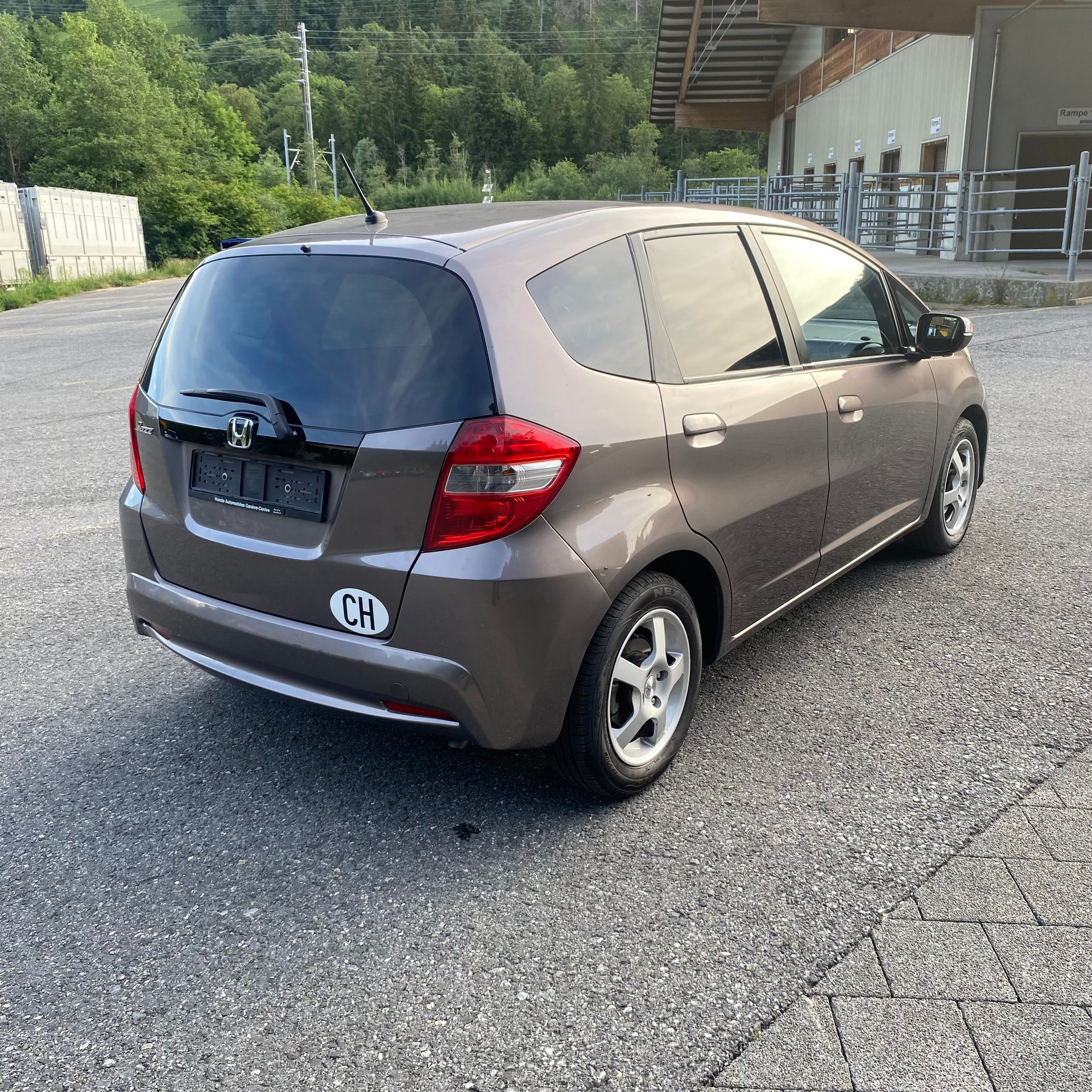 HONDA Jazz 1.4i Exclusive CVT-image-5