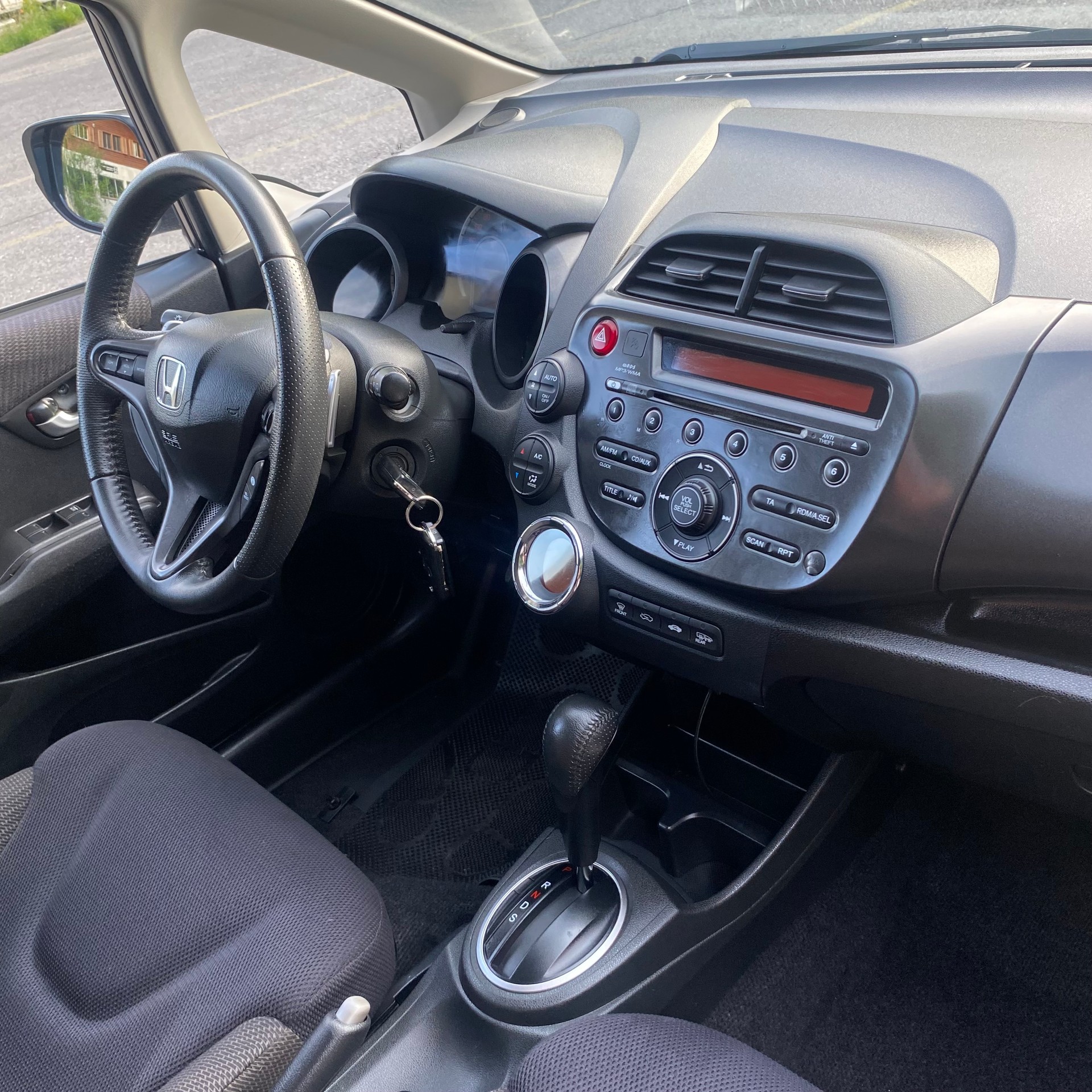 HONDA Jazz 1.4i Exclusive CVT-image-8