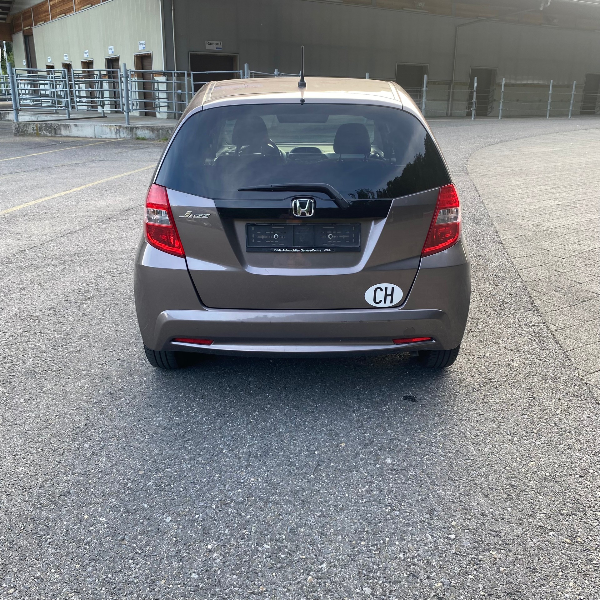 HONDA Jazz 1.4i Exclusive CVT-image-4