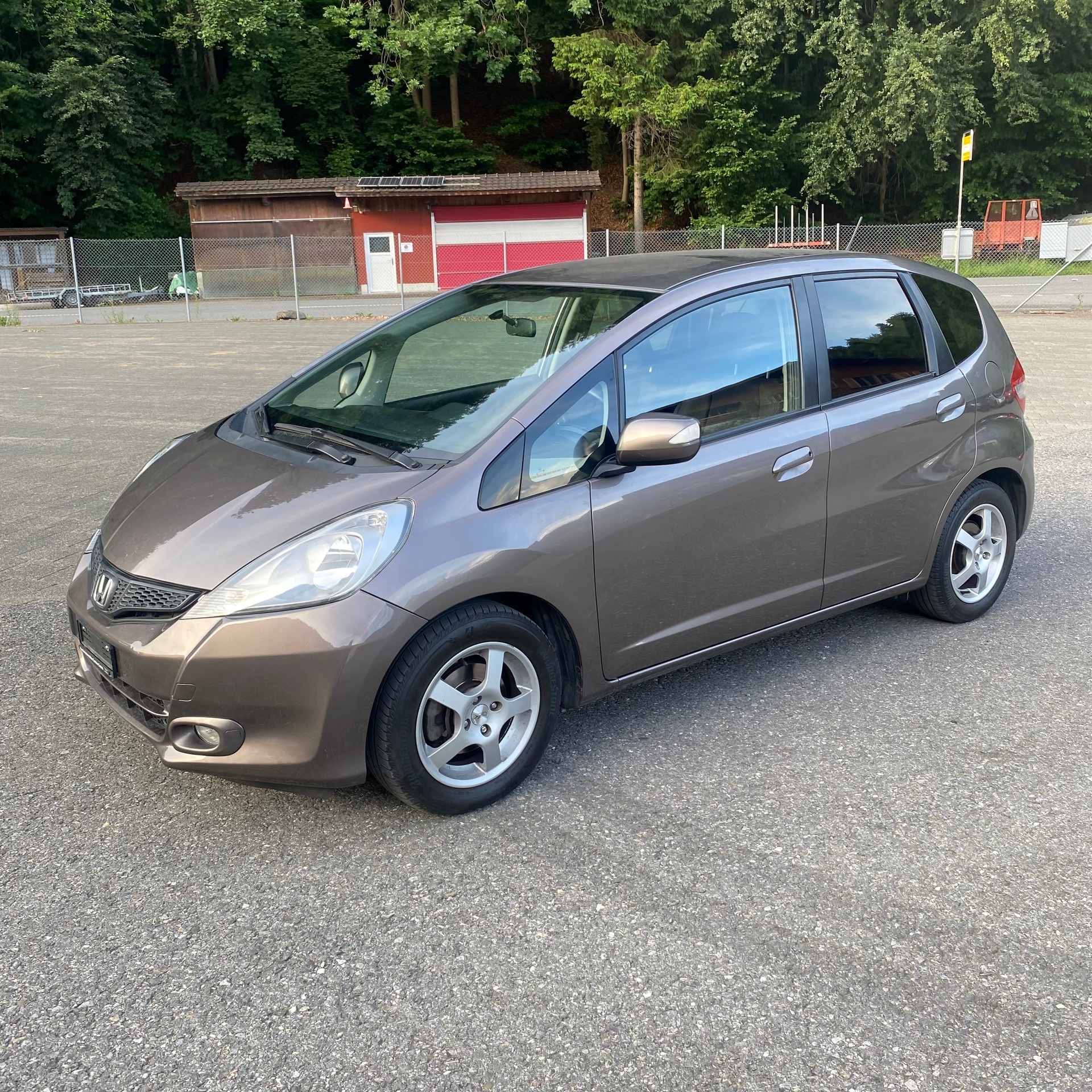 HONDA Jazz 1.4i Exclusive CVT-image-1