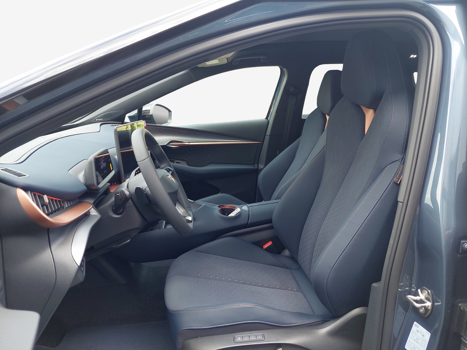 CUPRA Tavascan Type 9 77 kWh VZ Adrenaline-image-7