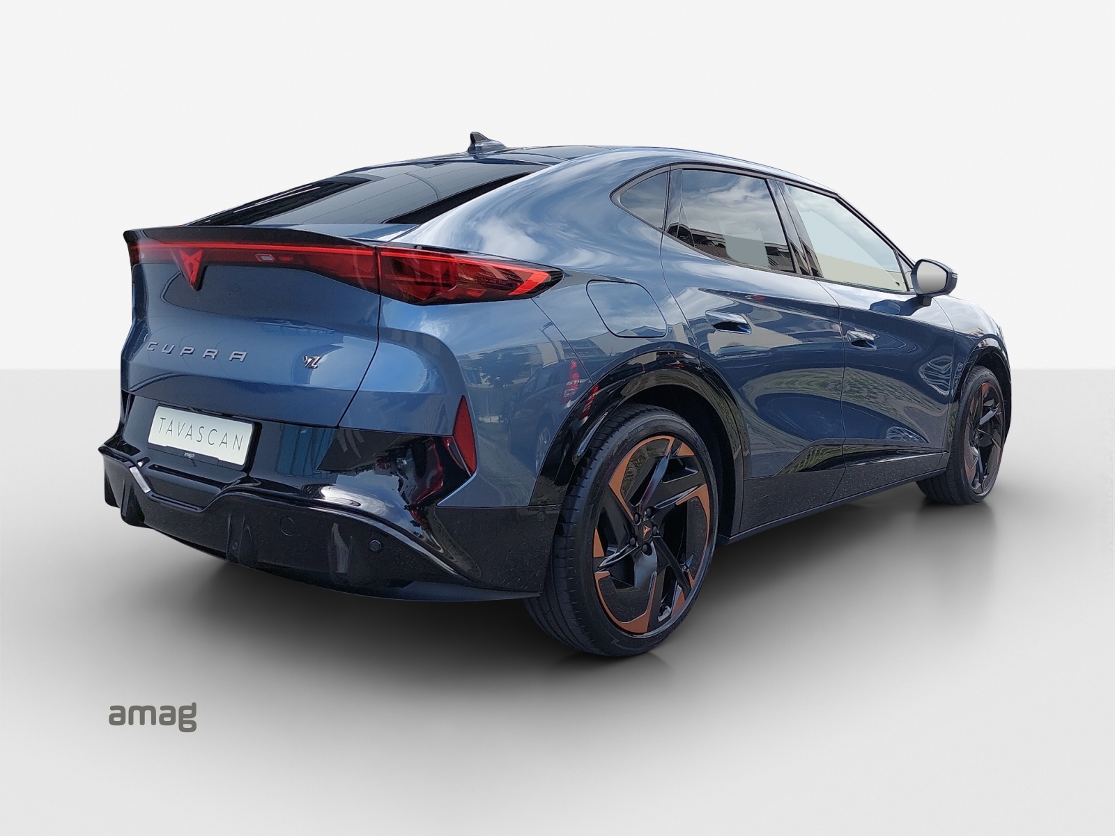 CUPRA Tavascan Type 9 77 kWh VZ Adrenaline-image-4