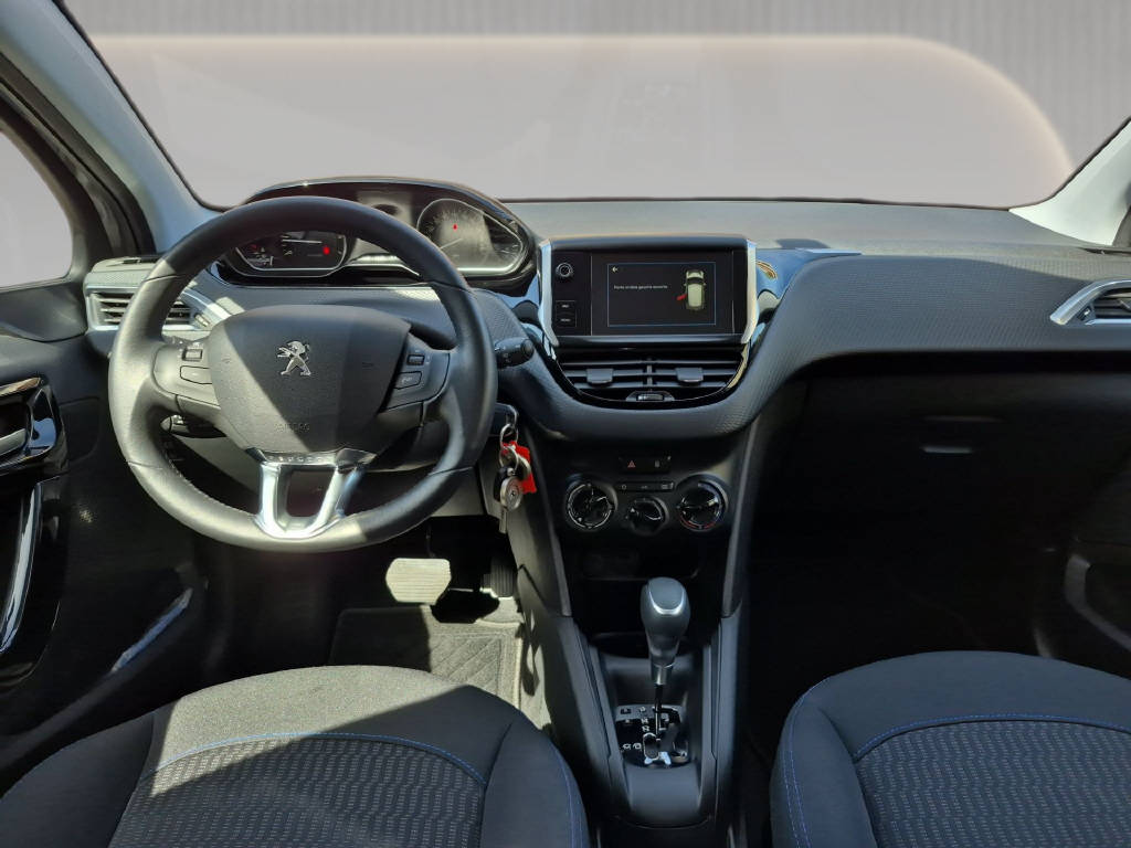 PEUGEOT 208 1.2 PureTech Style EAT6-image-12