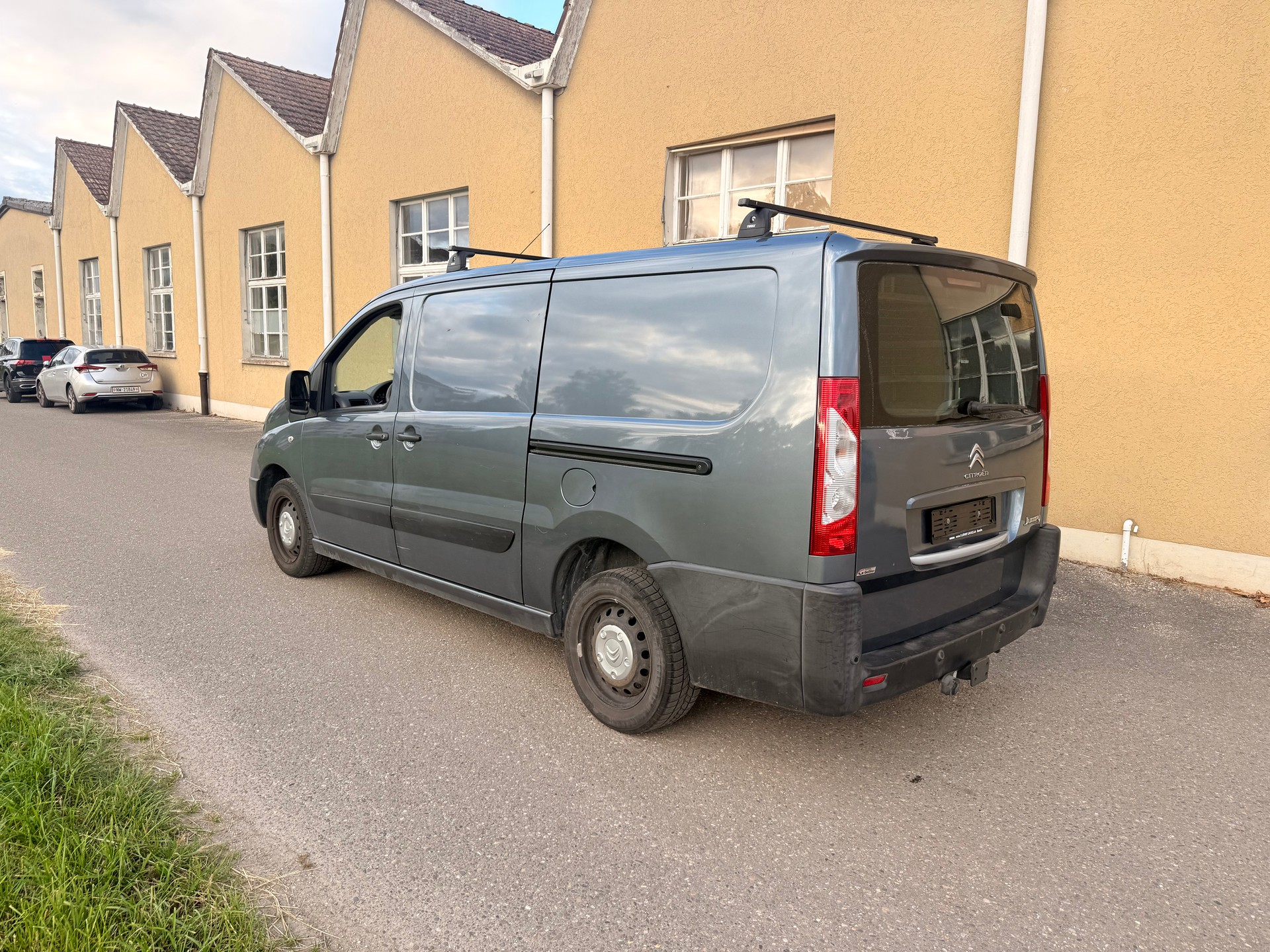 CITROEN Jumpy 2.0 HDi 12 L2H1-image-8