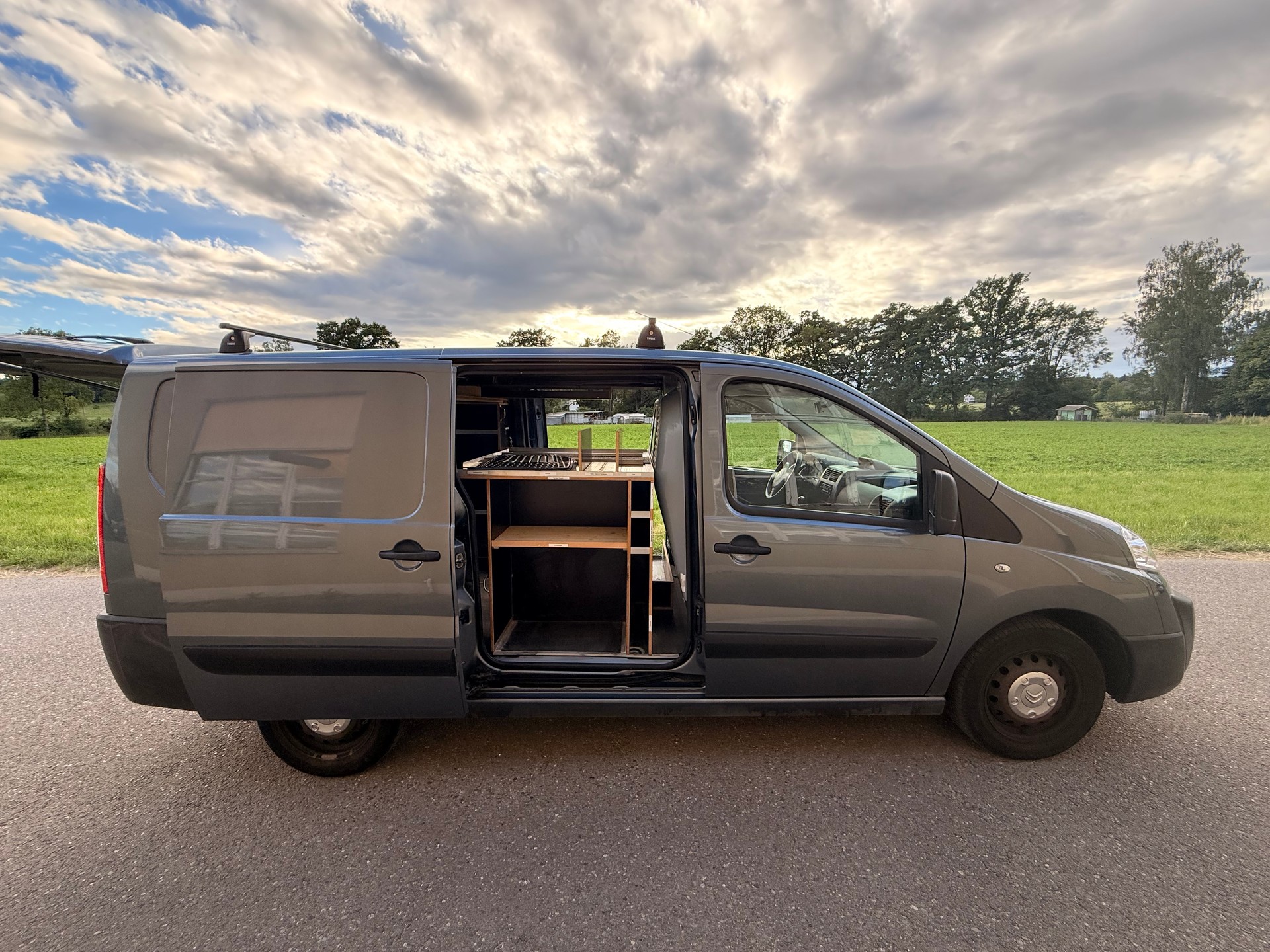 CITROEN Jumpy 2.0 HDi 12 L2H1-image-11