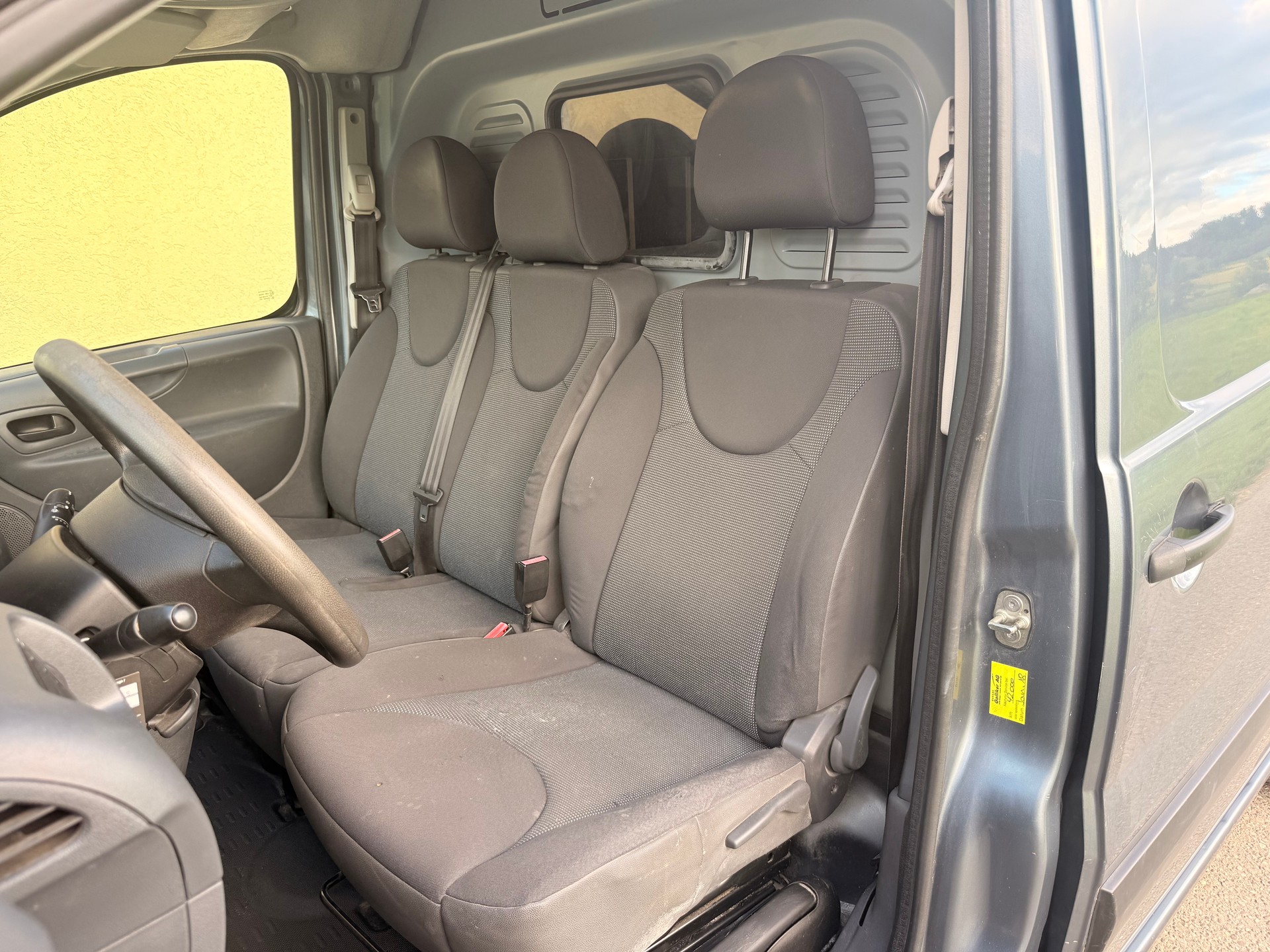 CITROEN Jumpy 2.0 HDi 12 L2H1-image-15