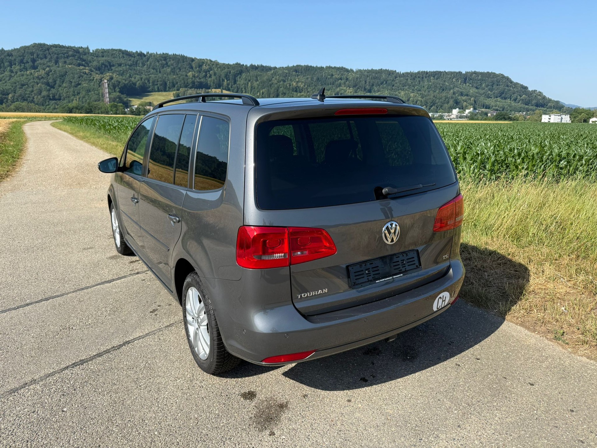 VW Touran 1.4 TSI Comfortline DSG-image-2